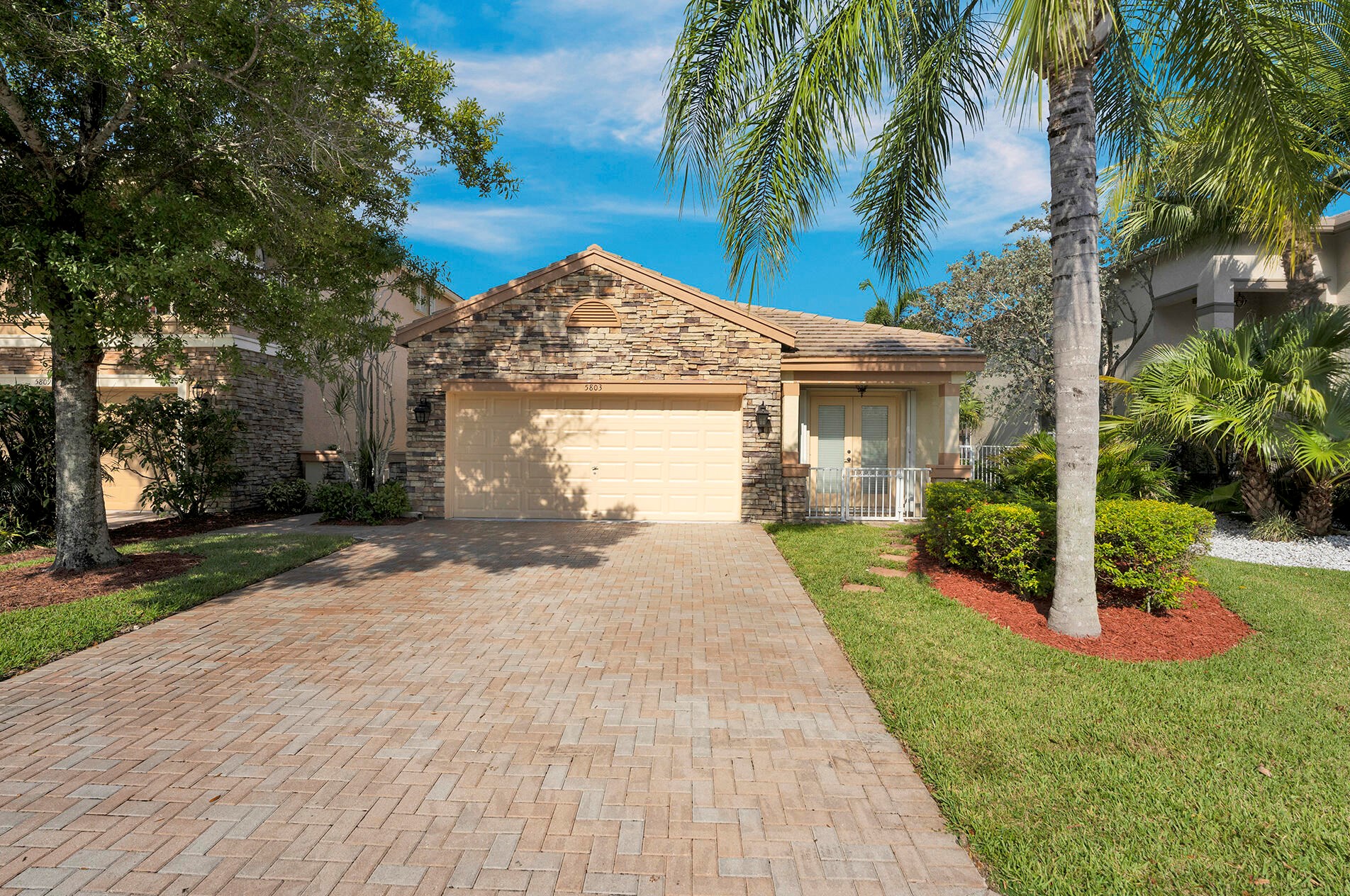 5803 Raceway Rd, Lake Worth, FL 33449-5444