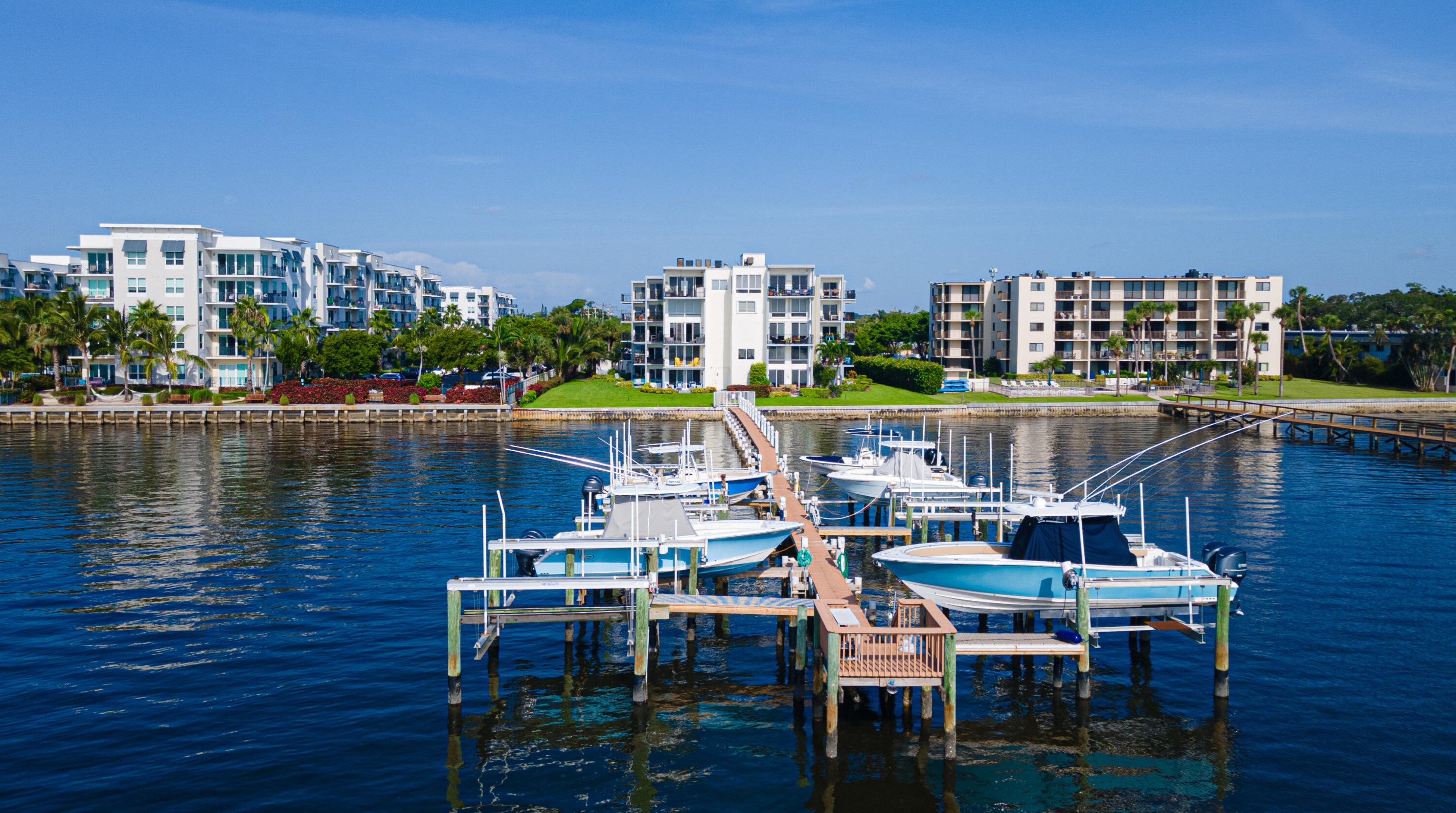 1206 S Lake Dr #205, Lake Worth, FL 33462