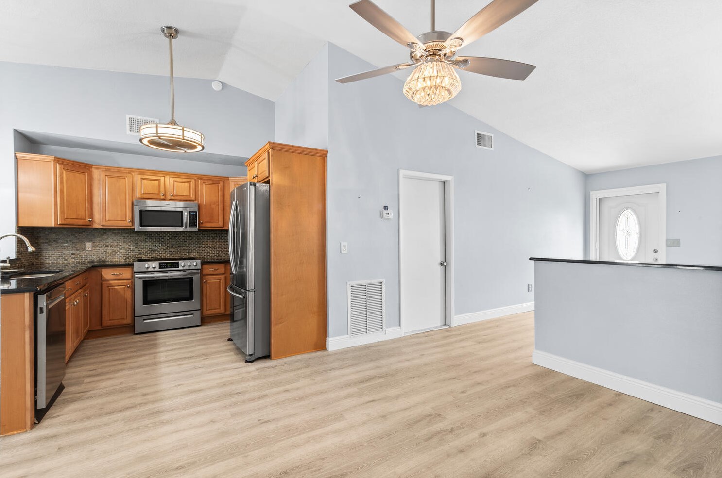 5190 Canal Cir, Lake Worth FL 33467-1840 exterior