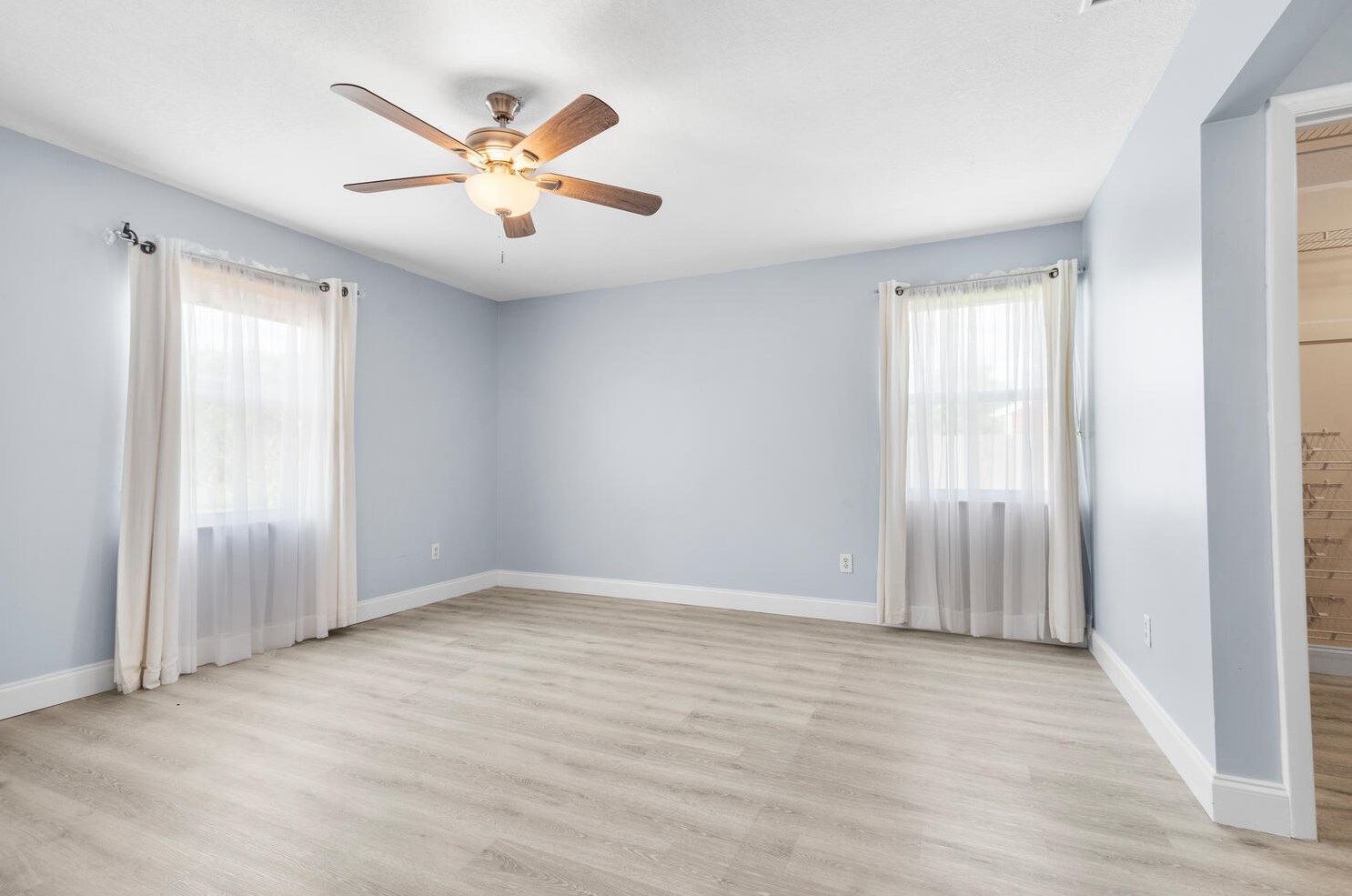 5190 Canal Cir, Lake Worth FL 33467-1840 exterior