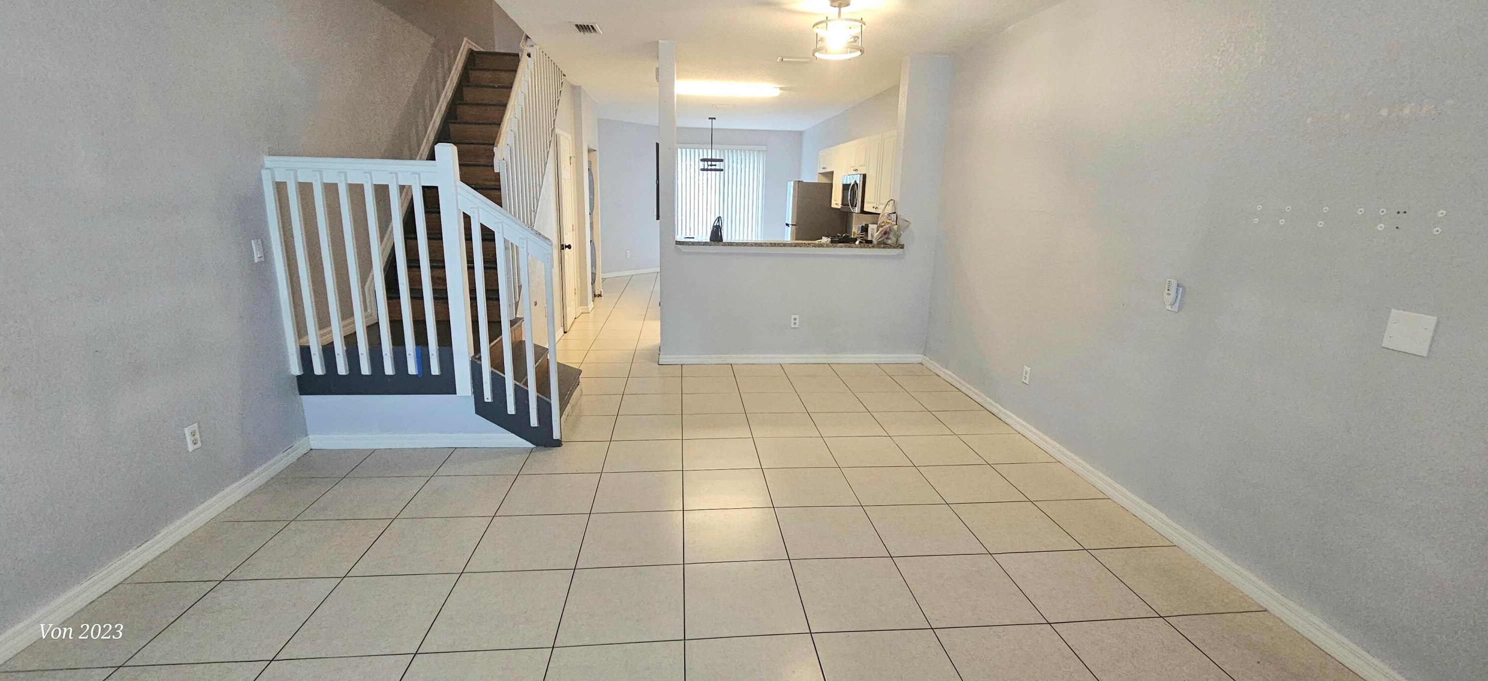 1908 Alamanda Way, West Palm Beach, FL 33404