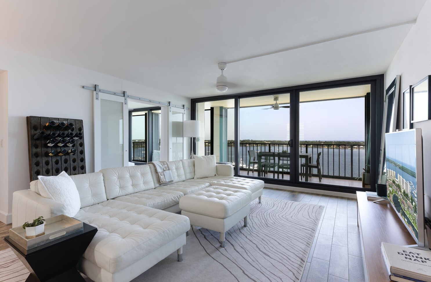 132 Lakeshore Dr #1118, West Palm Beach, FL 33408