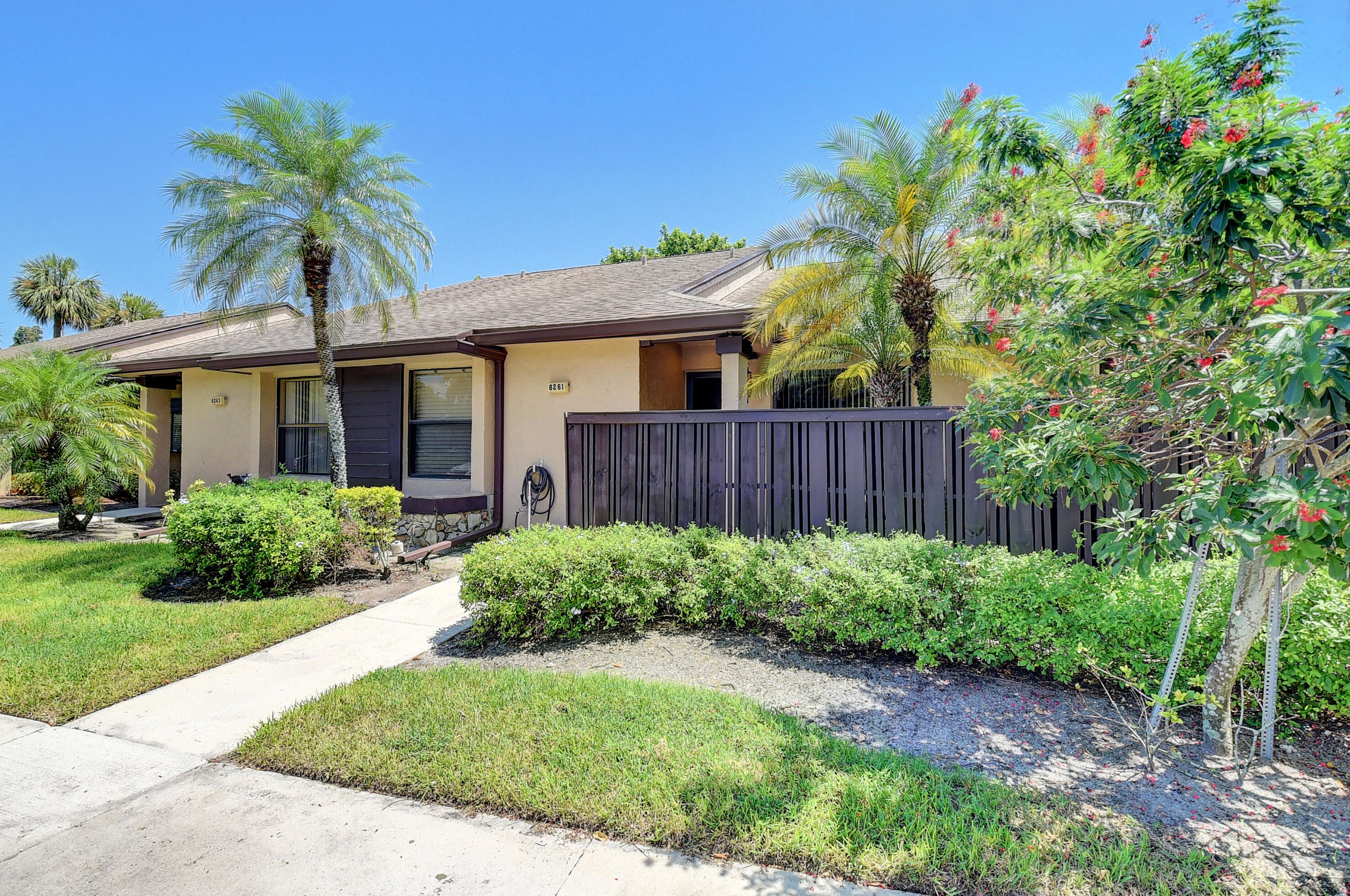 8261 Boca Glades Blvd, Boca Raton, FL 33434-4032