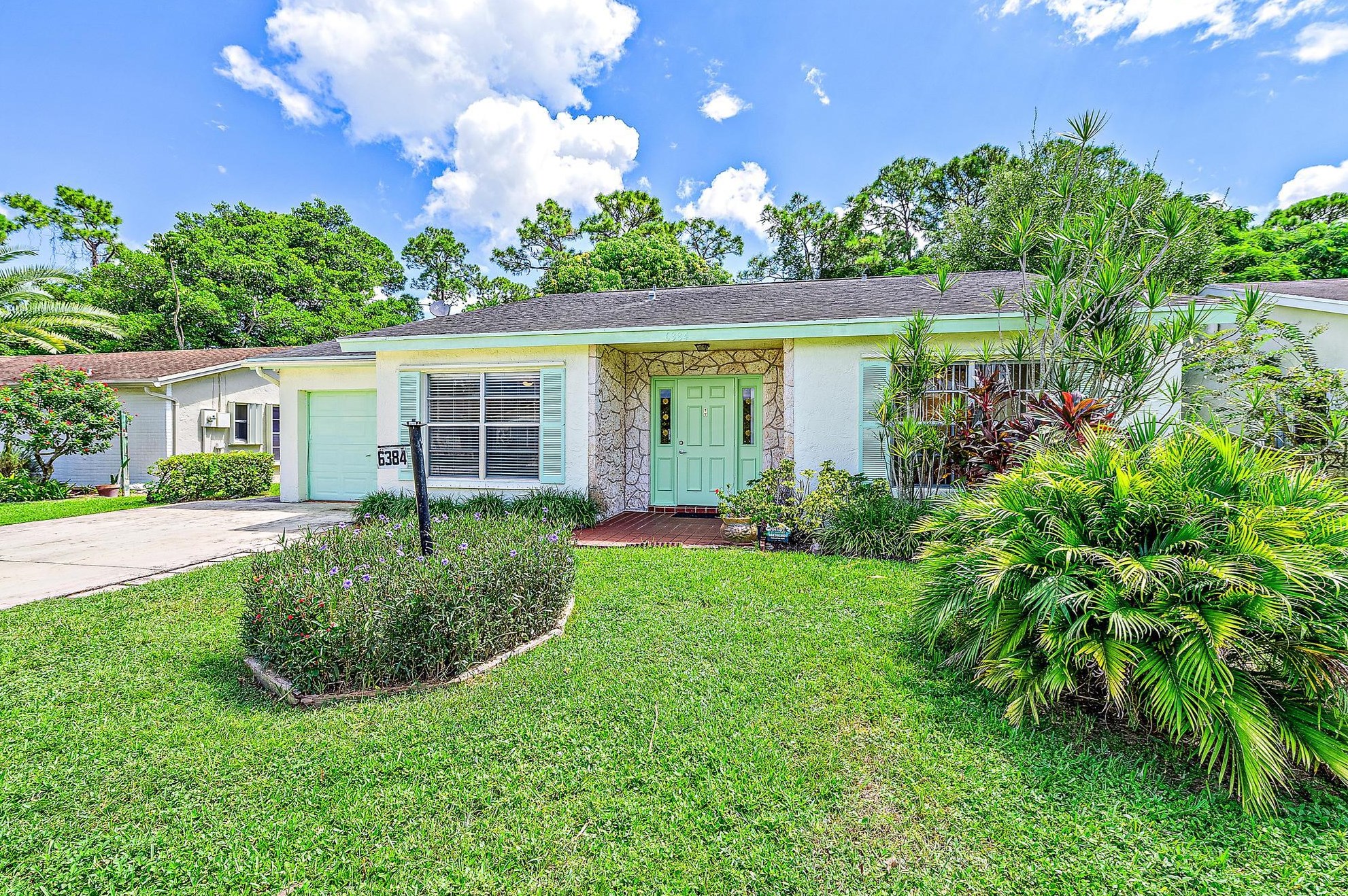 6384 Summer Sky Ln, Lake Worth, FL 33463-3817