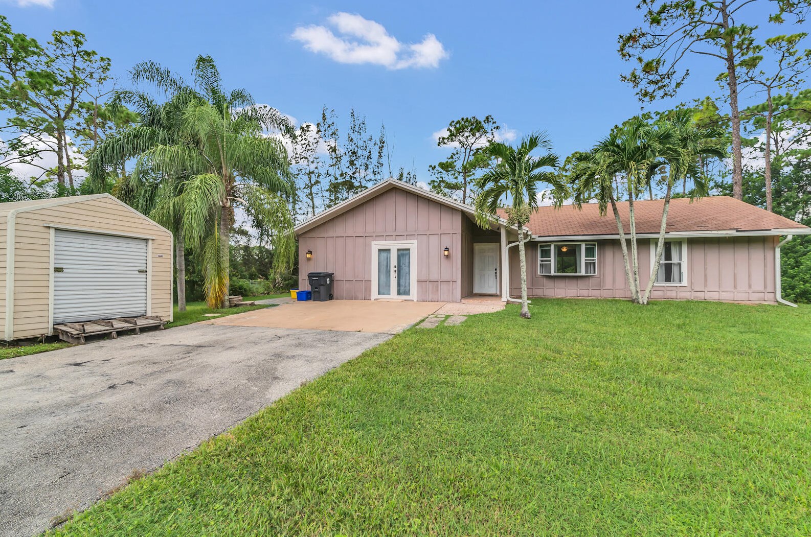 4091 Mandarin Blvd, Town of Loxahatchee Groves, FL 33470
