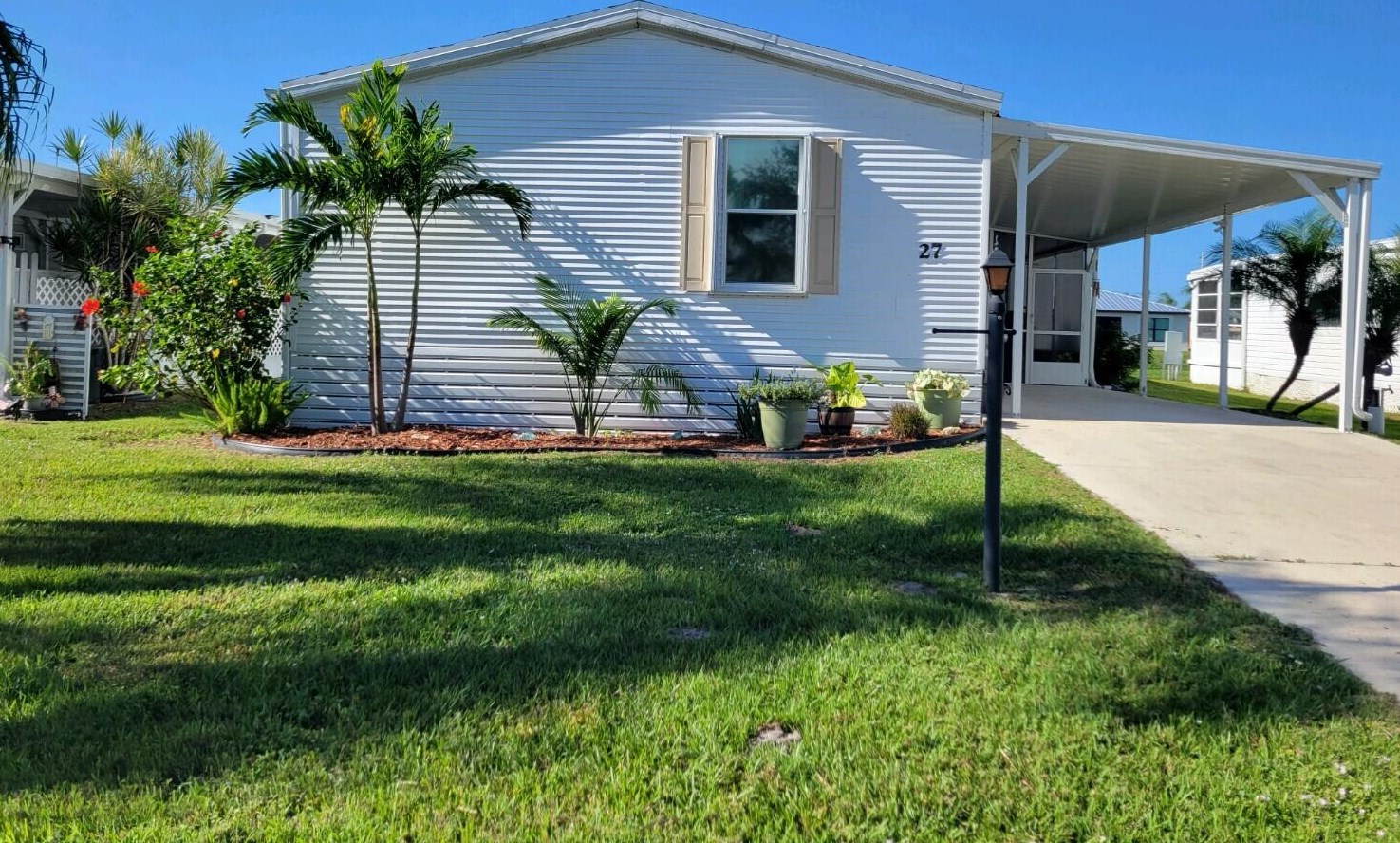 27 Mariposa Ln, Fort Pierce, FL 34952