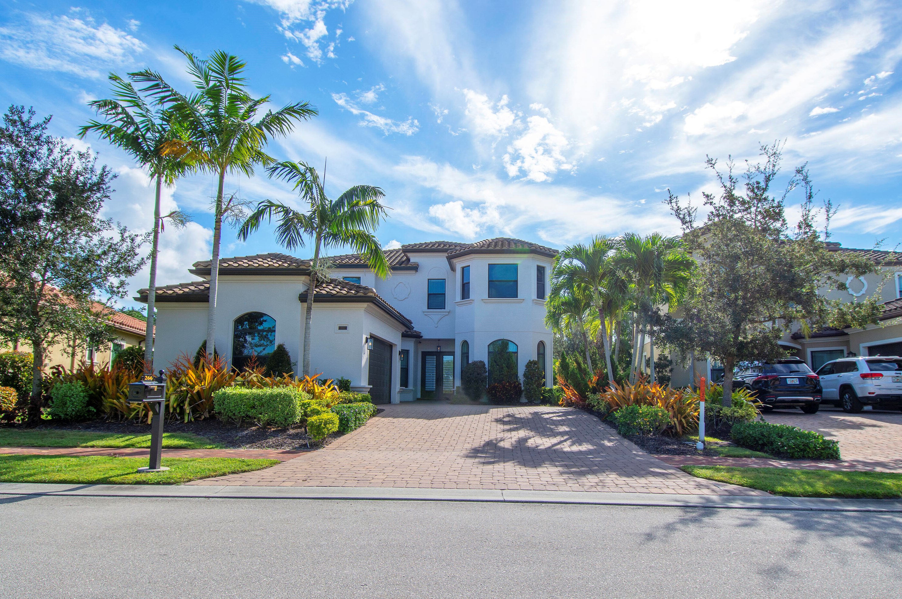 266 Se Calmo Circle, Port Saint Lucie, FL 34984