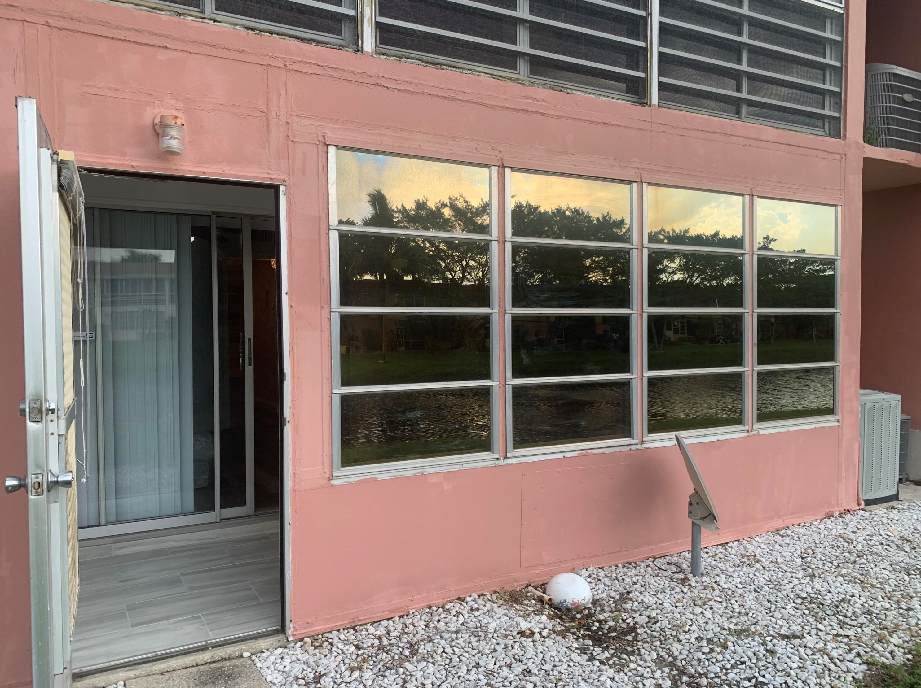 51 Sheffield C, West Palm Beach FL  33417-1565 exterior