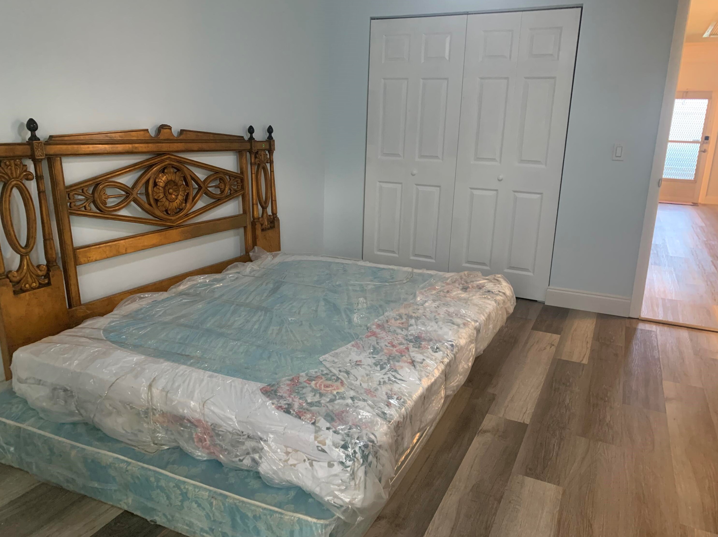 51 Sheffield C, West Palm Beach FL  33417-1565 exterior