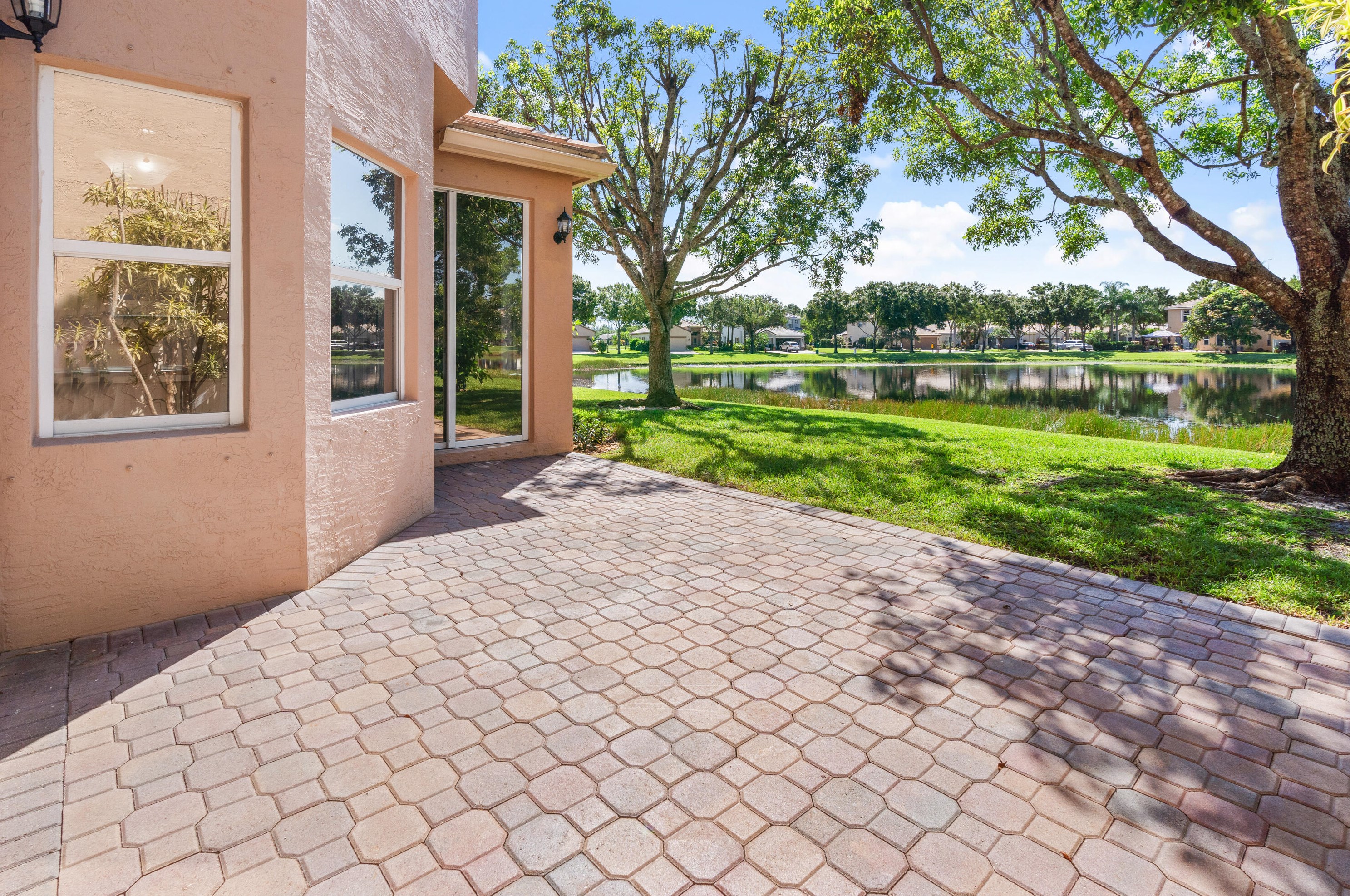 10250 Clubhouse Turn Rd, Lake Worth FL  33449-5454 exterior