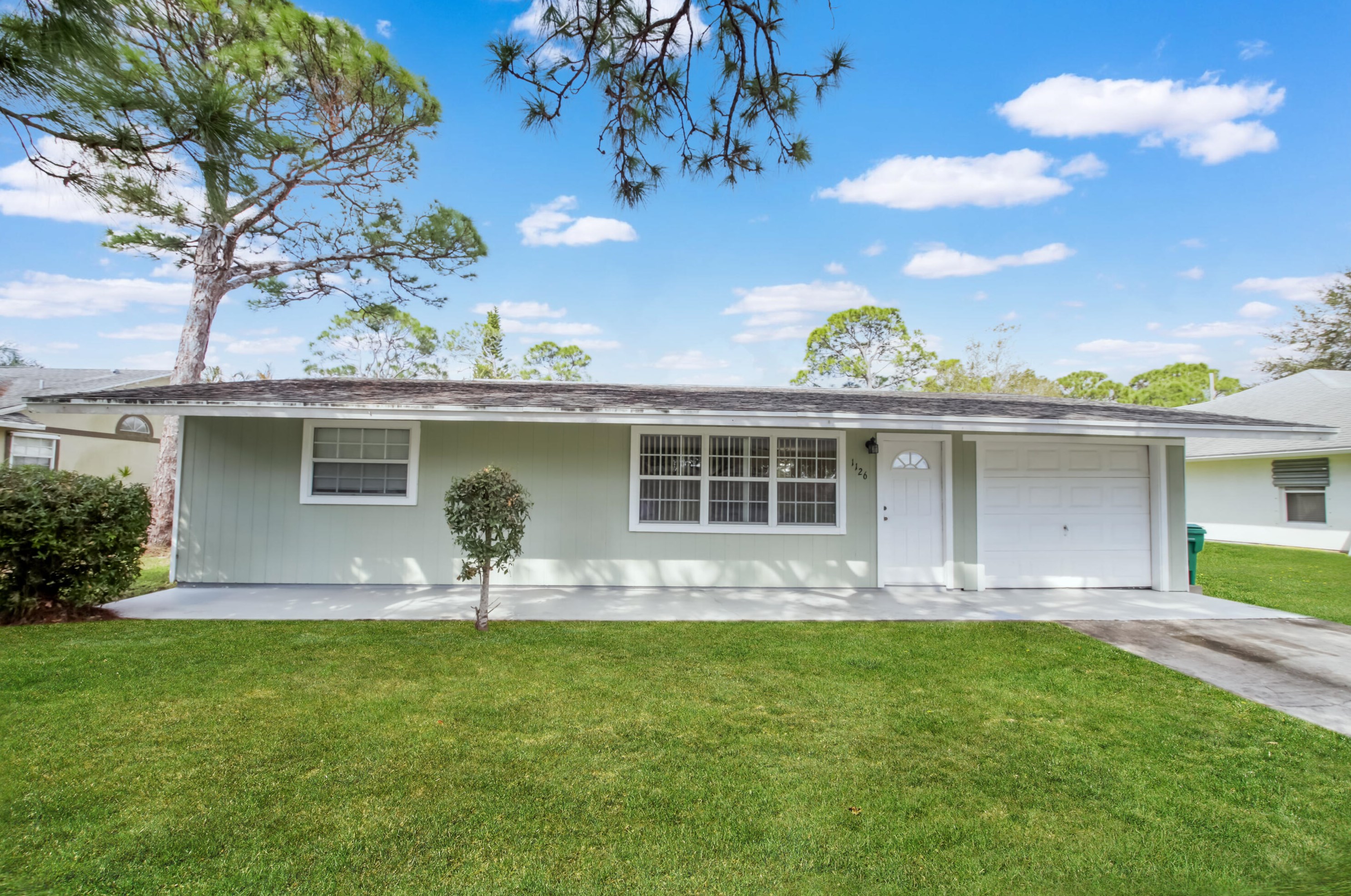 1126 Clearmont St, Sebastian, FL 32958