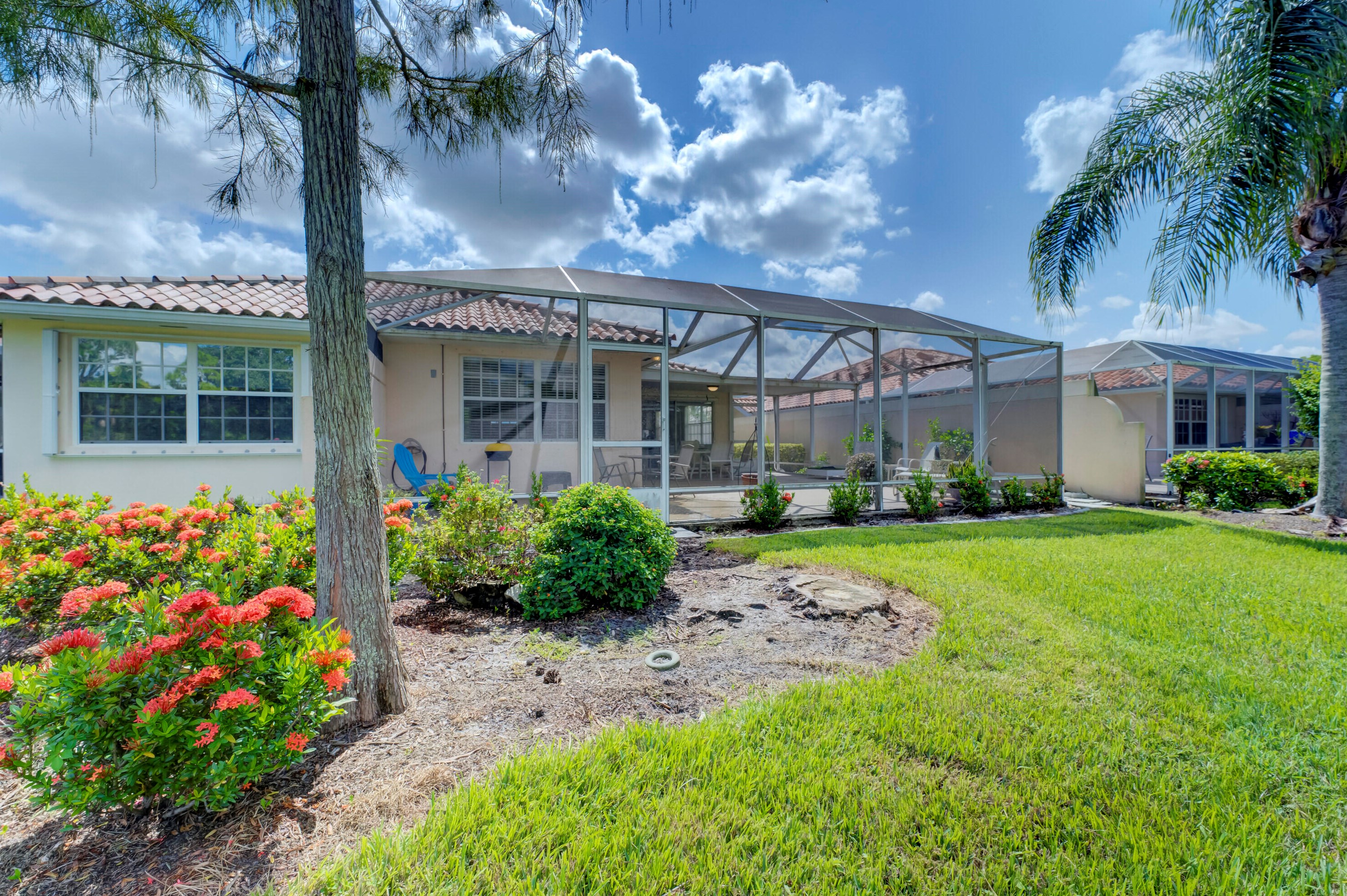 8324 Double Tree Dr, Hobe Sound FL  33455-8214 exterior