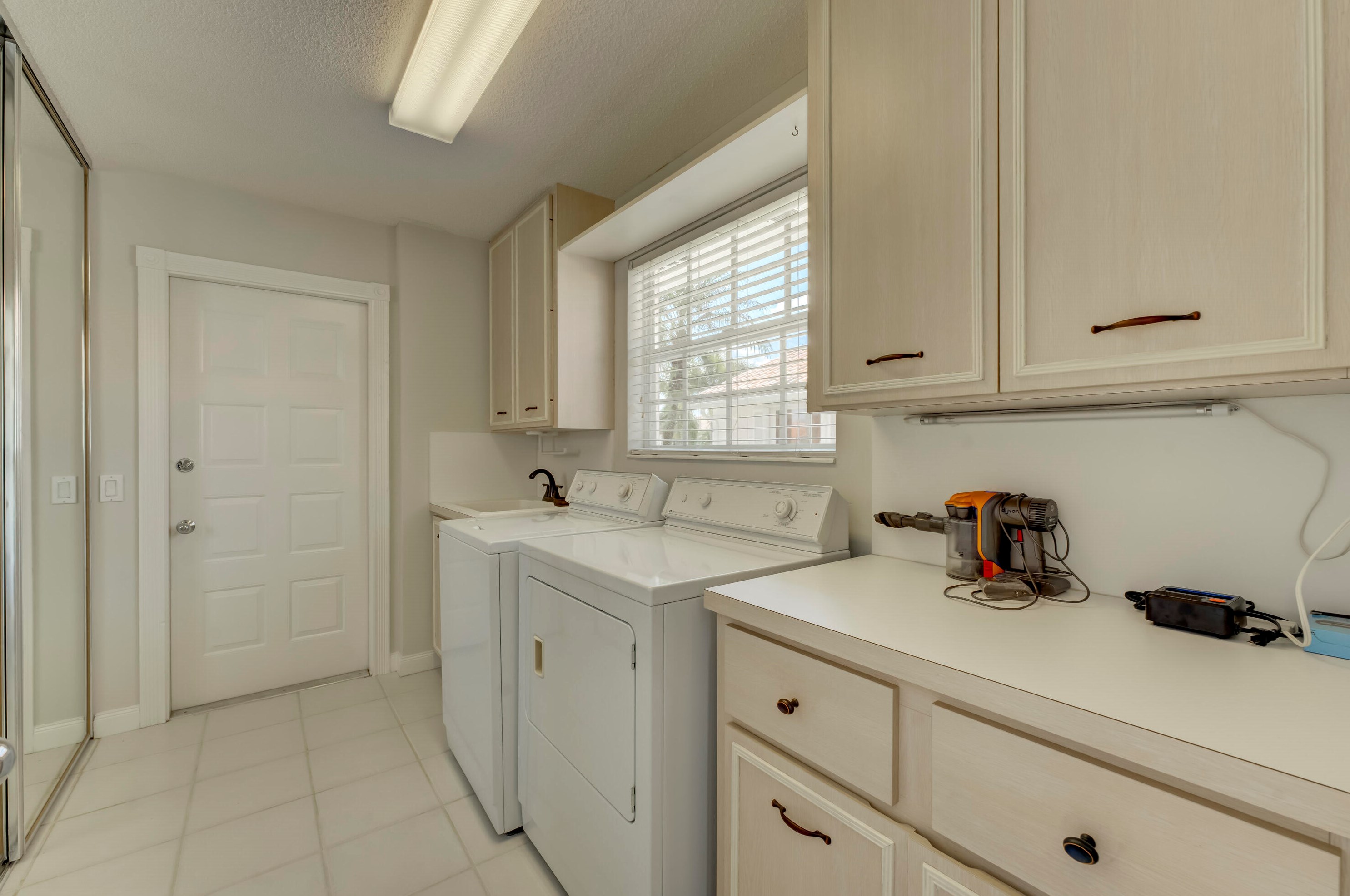 8324 Double Tree Dr, Hobe Sound FL  33455-8214 exterior