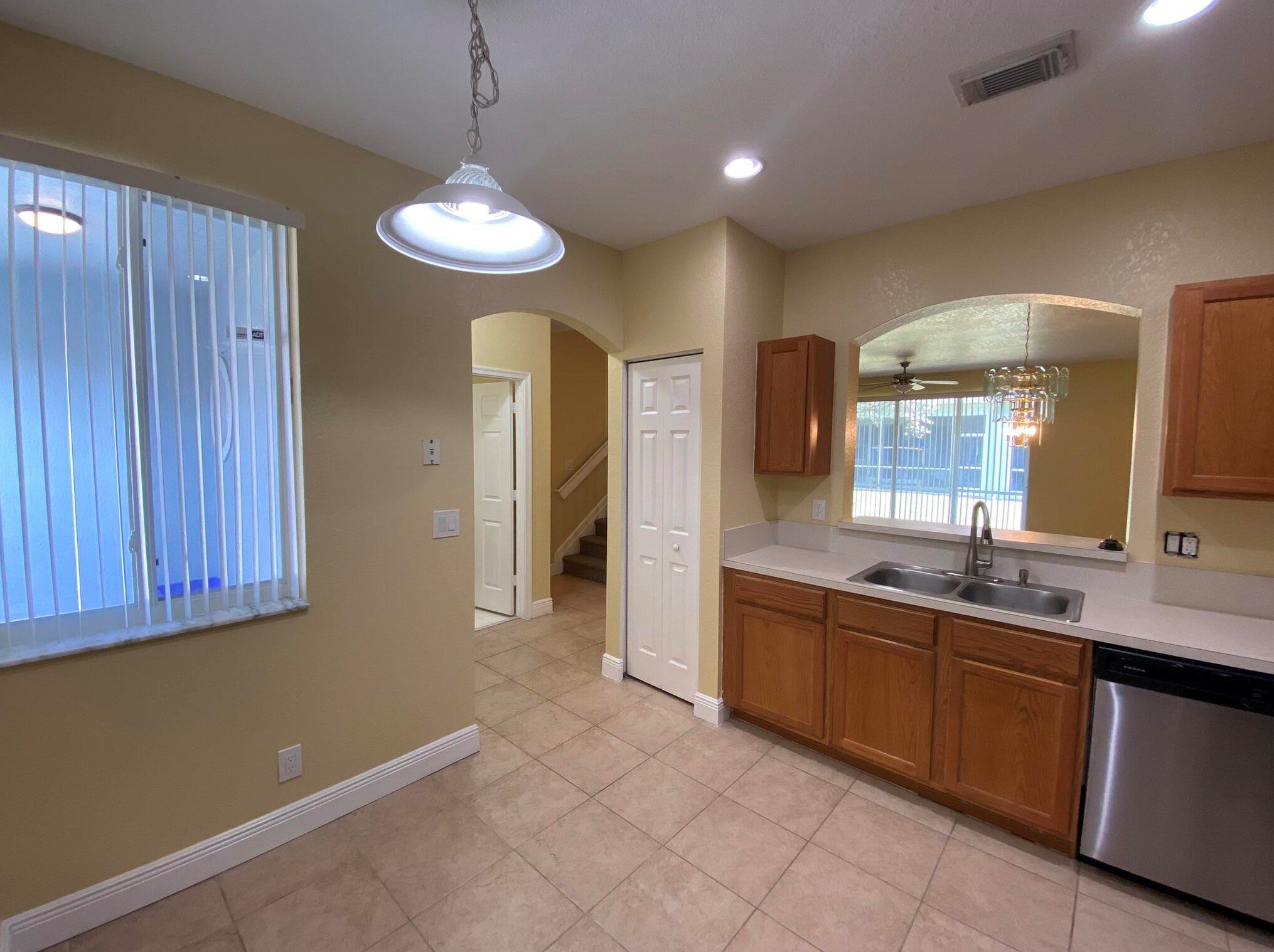2153 Oakmont Dr, West Palm Beach, FL 33404