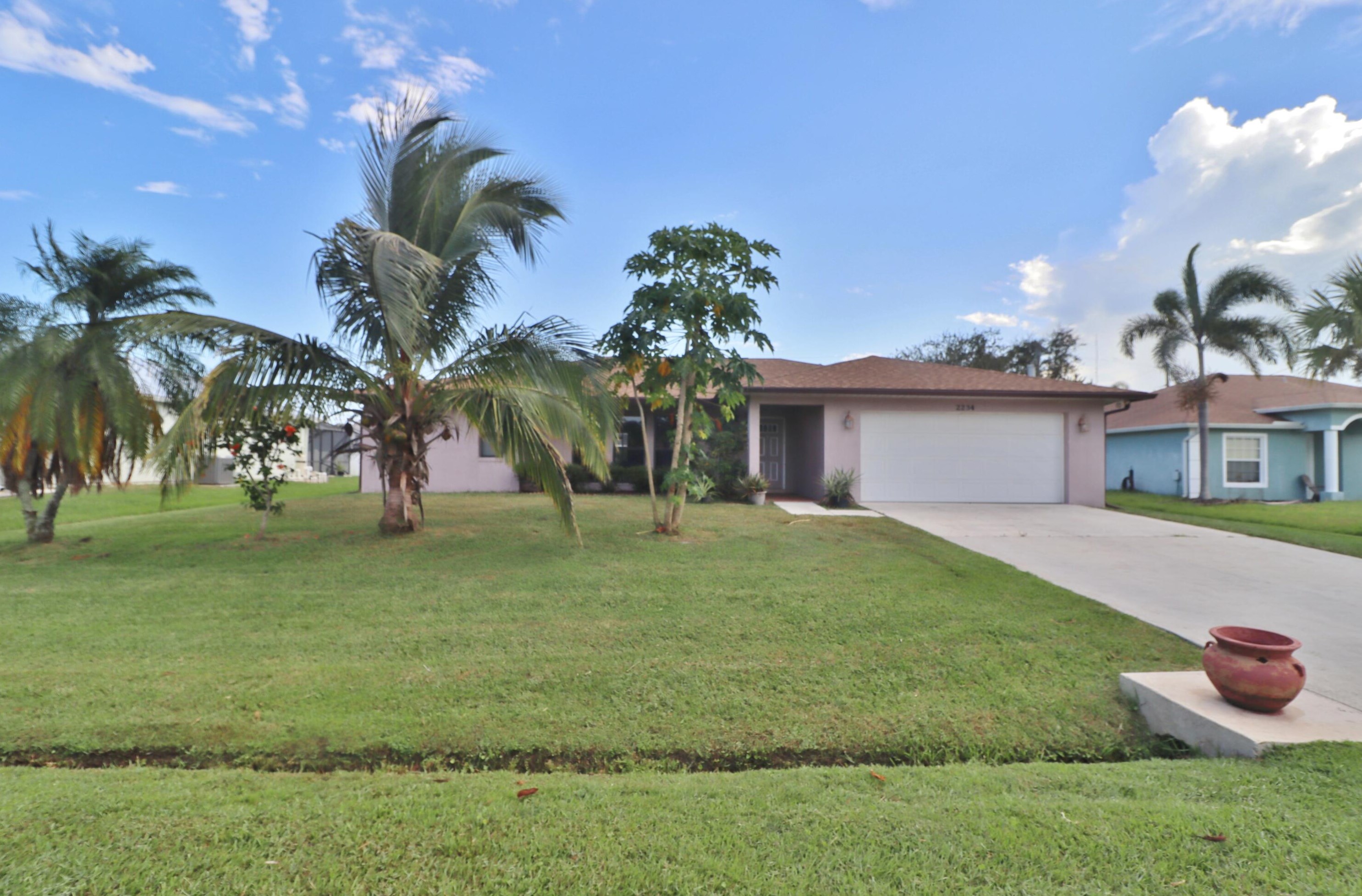 2234 Se Marsh Ave, Fort Pierce, FL 34952