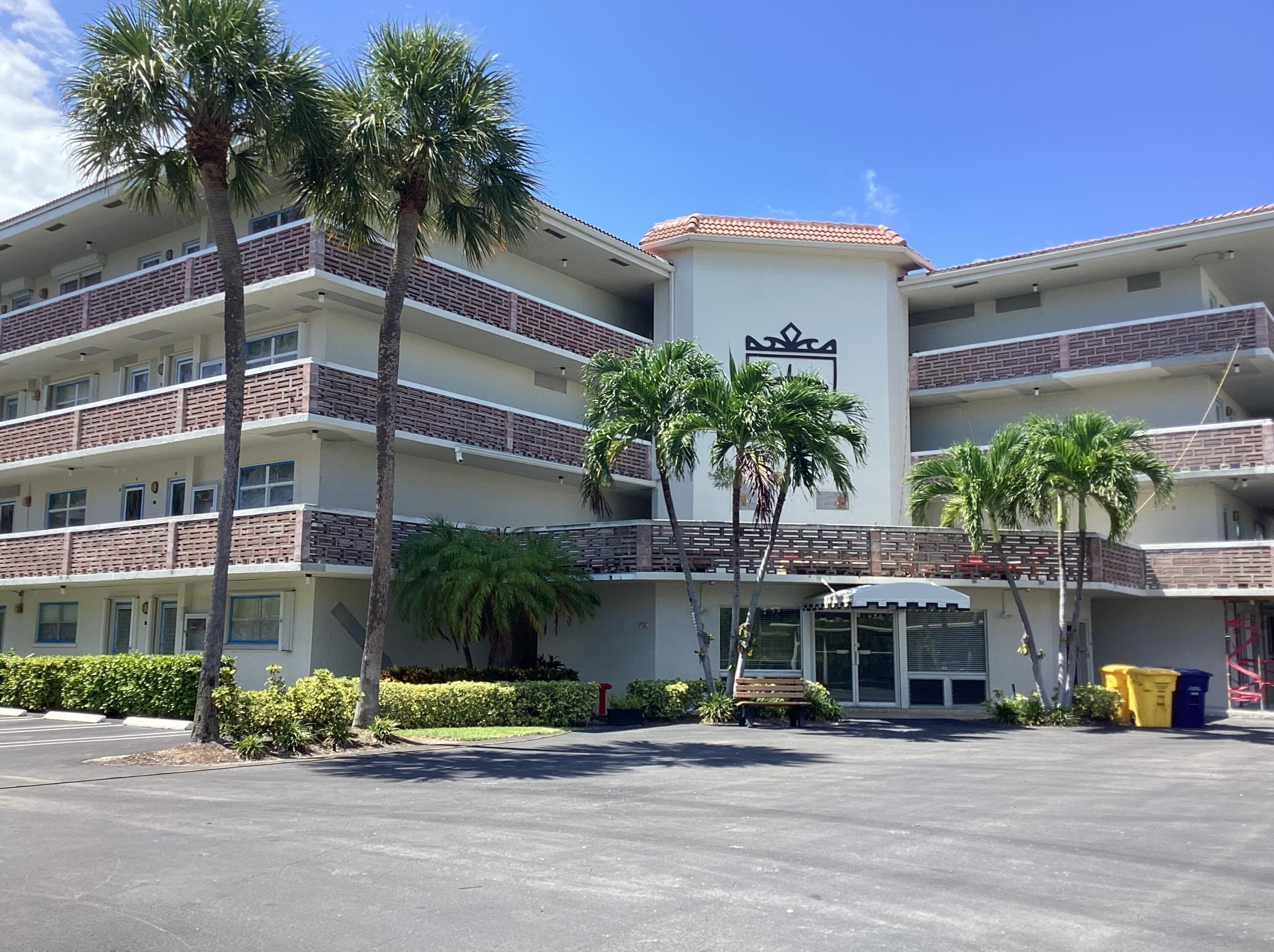 1910 S Ocean Blvd #406, Delray Beach, FL 33483