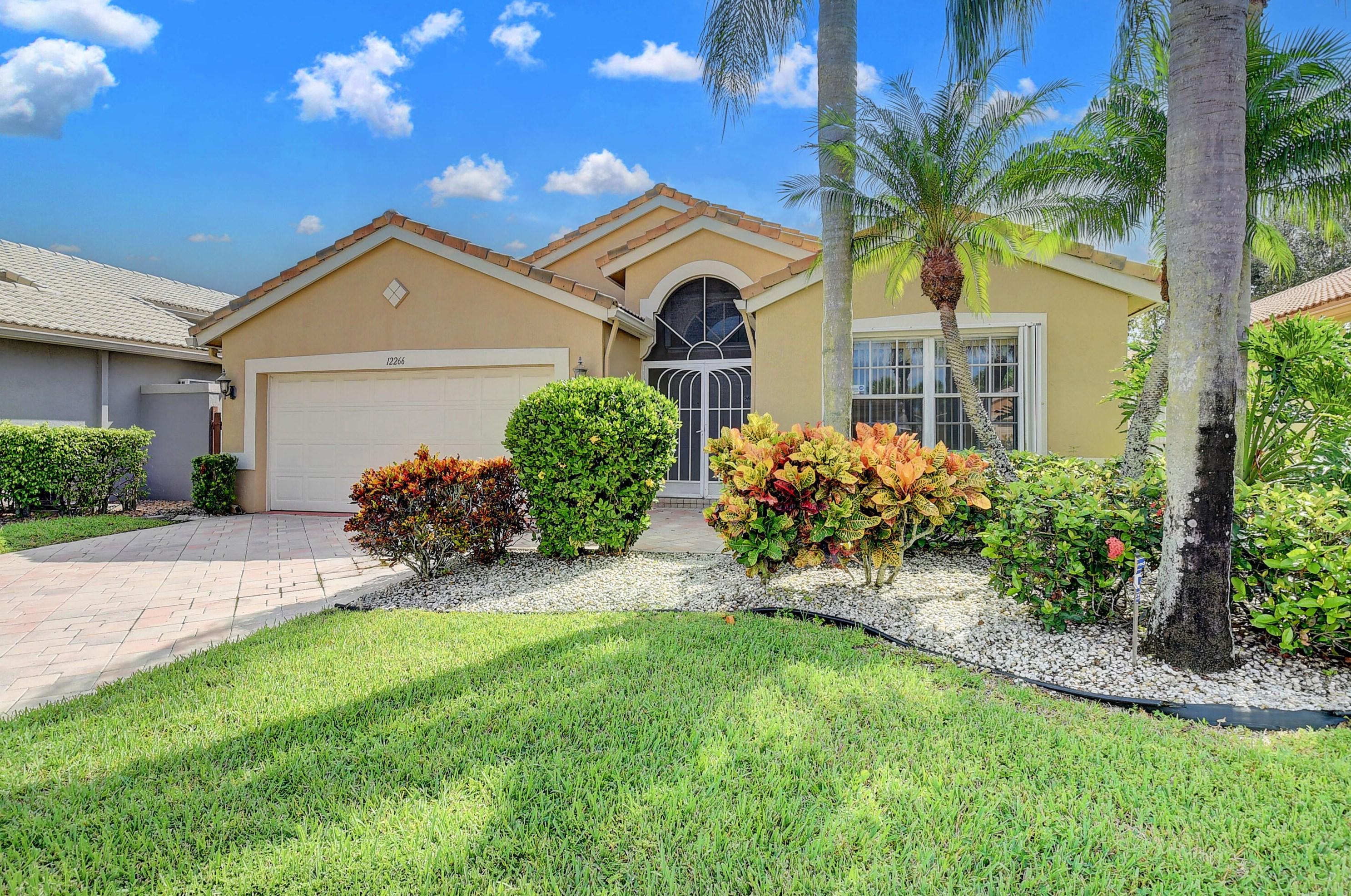 12266 Prairie Dunes Rd, Boynton Beach, FL 33437-6013