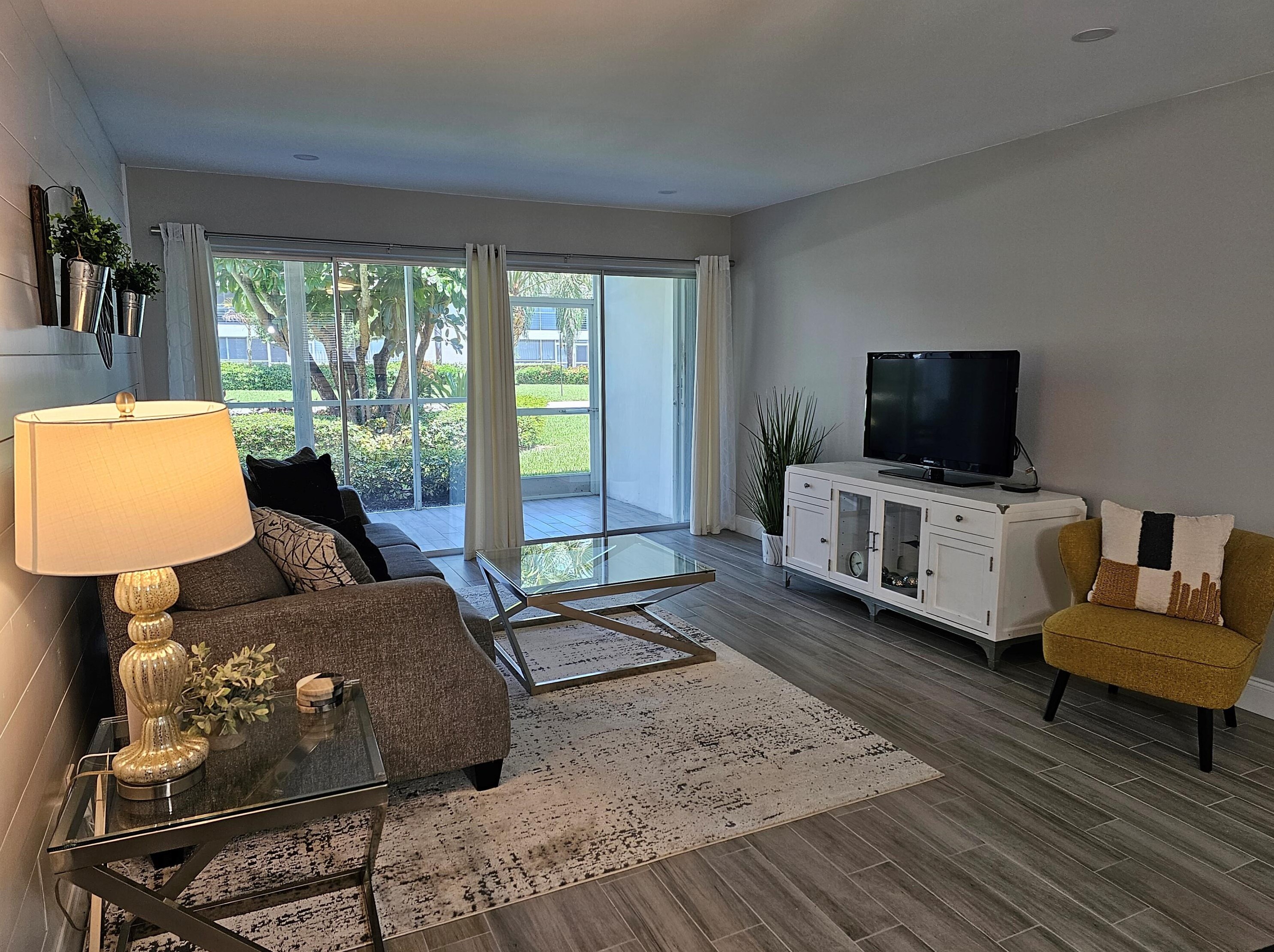 4 Garden St #105n, Jupiter, FL 33469