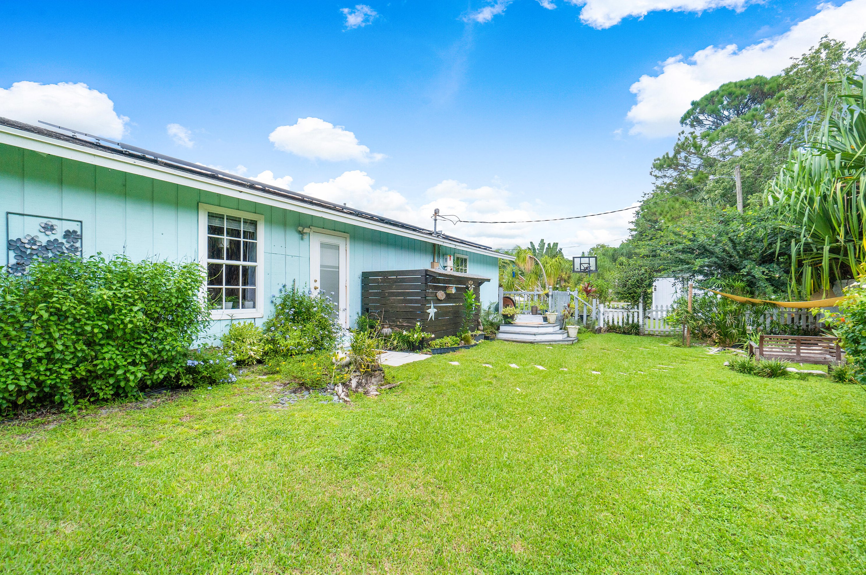 13886 158th St, Jupiter FL  33478-8515 exterior