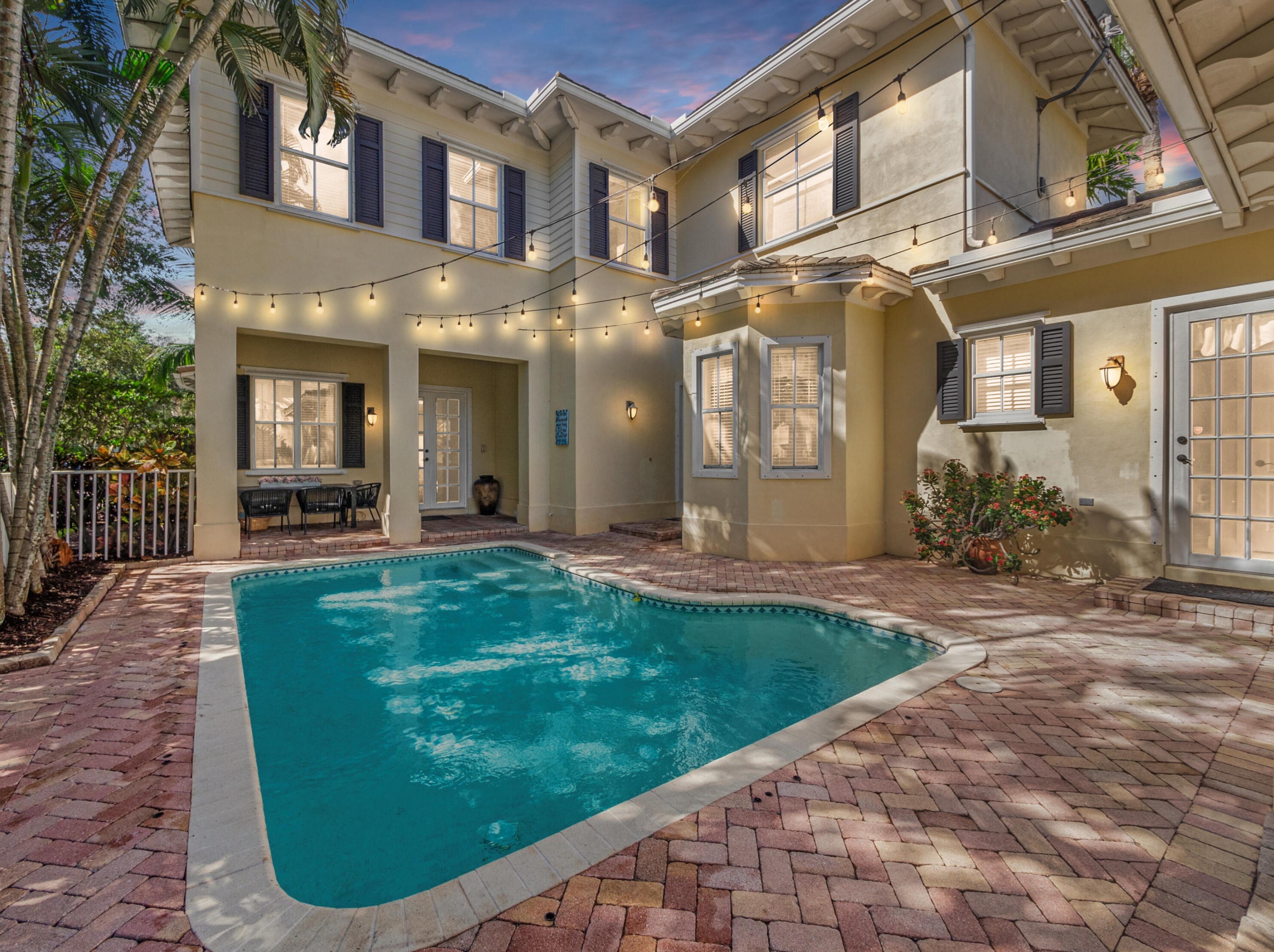 137 Inkberry Dr, Jupiter, FL 33458-7115
