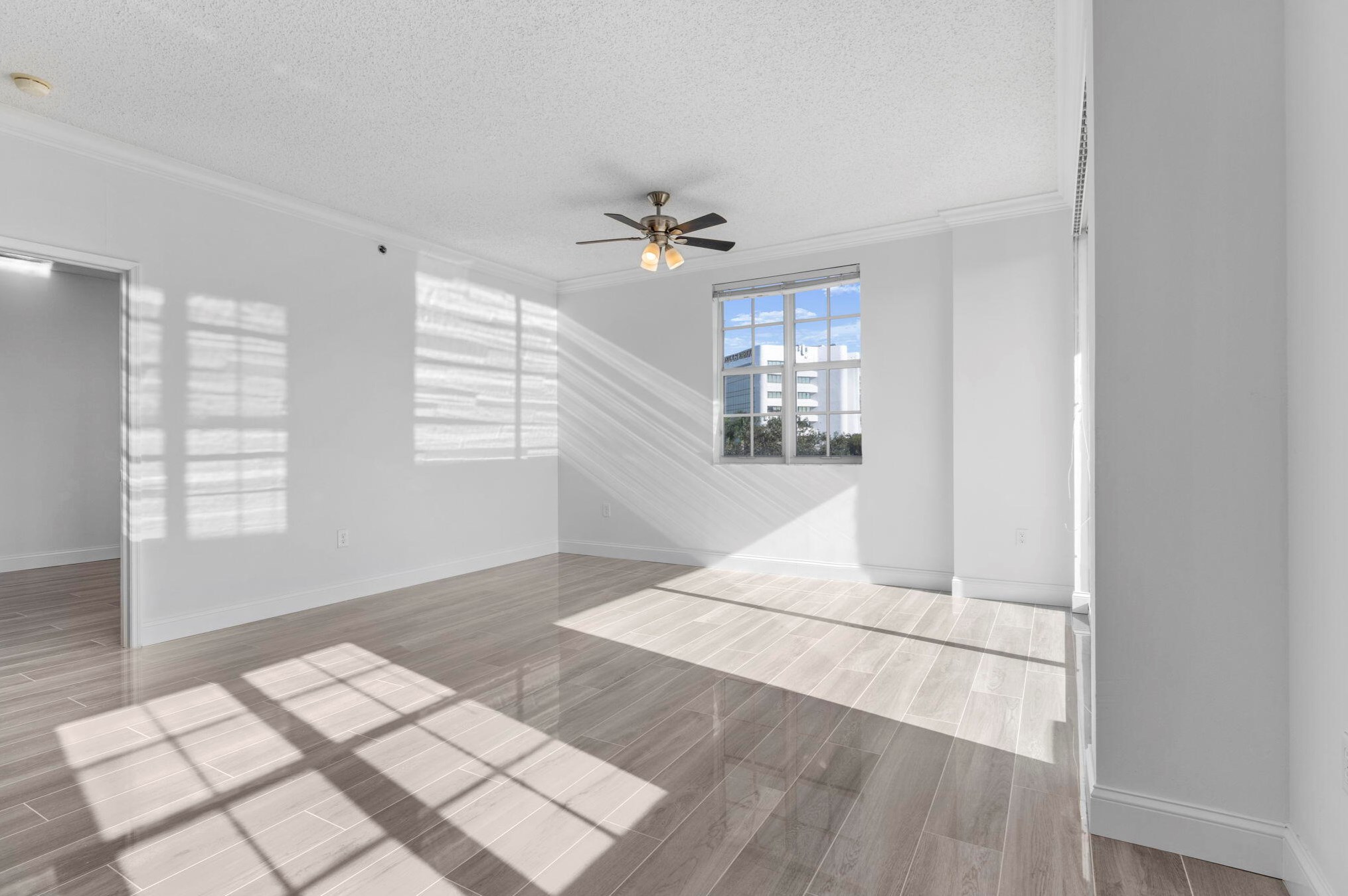 616 Clearwater Park Rd #402, West Palm Beach, FL 33401