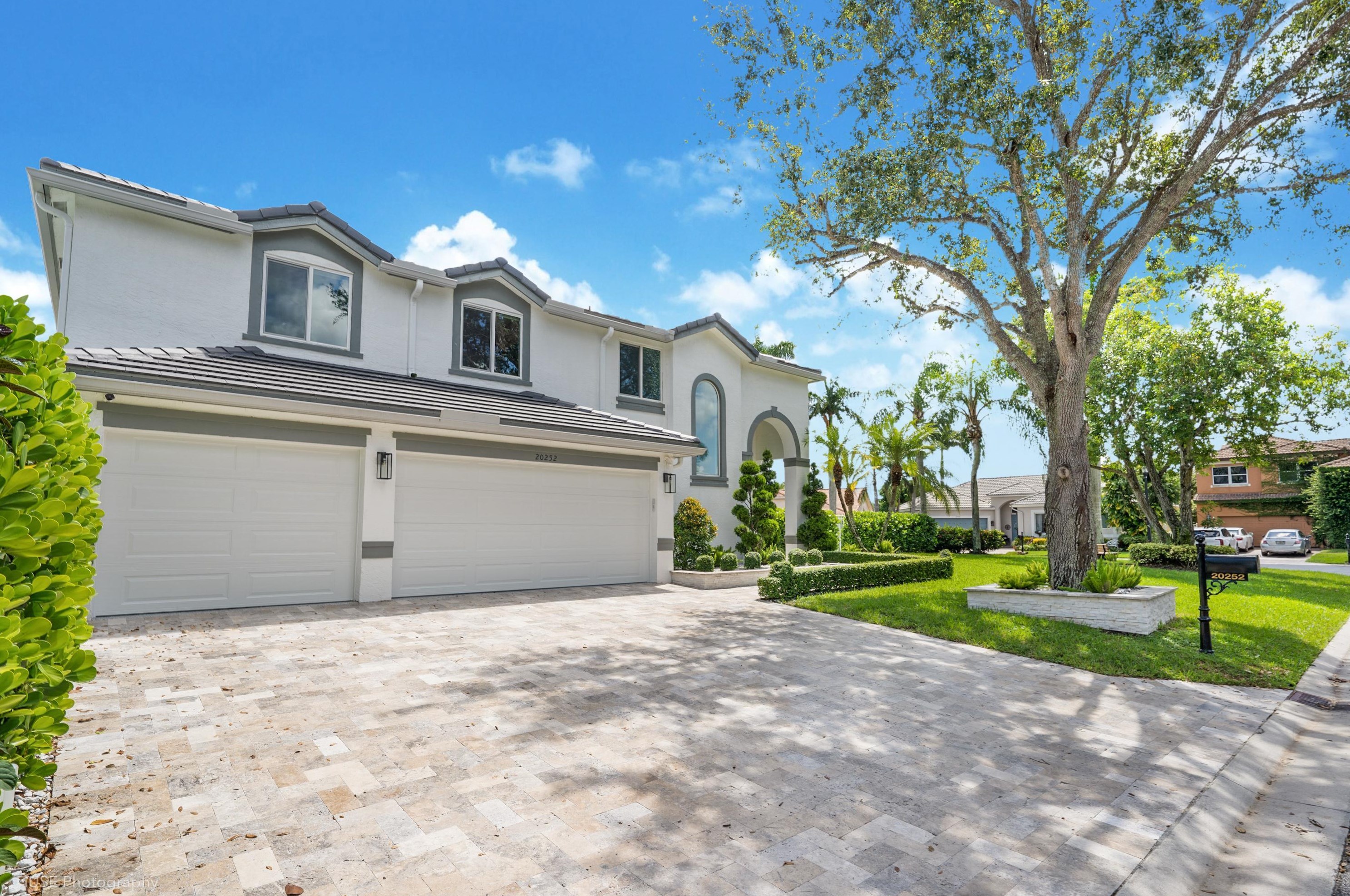 20252 Monteverdi Cir, Boca Raton, FL 33498-6781
