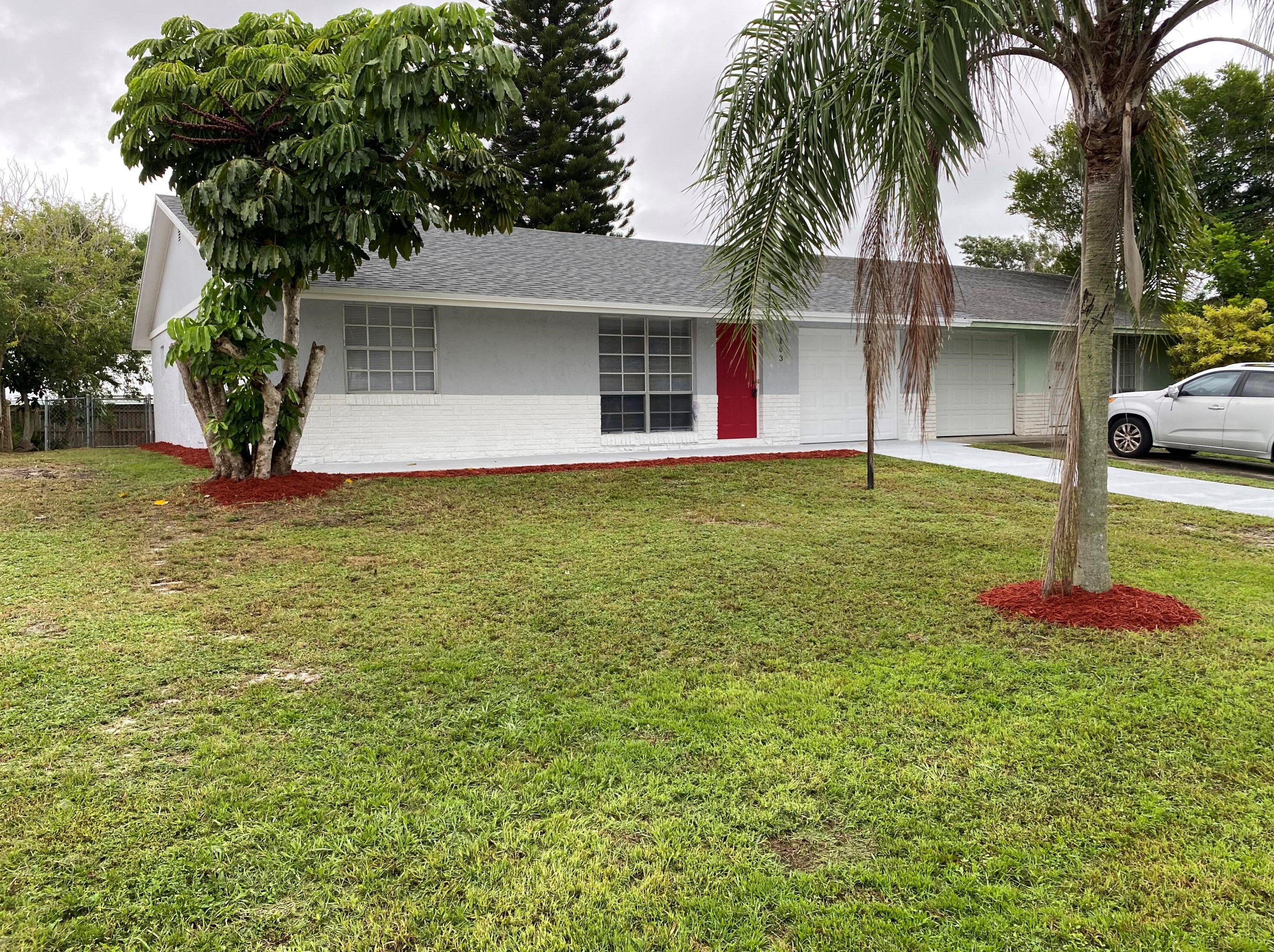 103 Norfolk Blvd, Stuart, FL 34997-5536