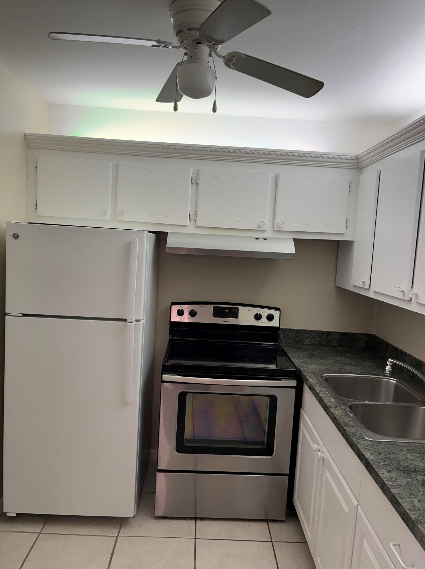 260 Sheffield K, West Palm Beach, FL 33417