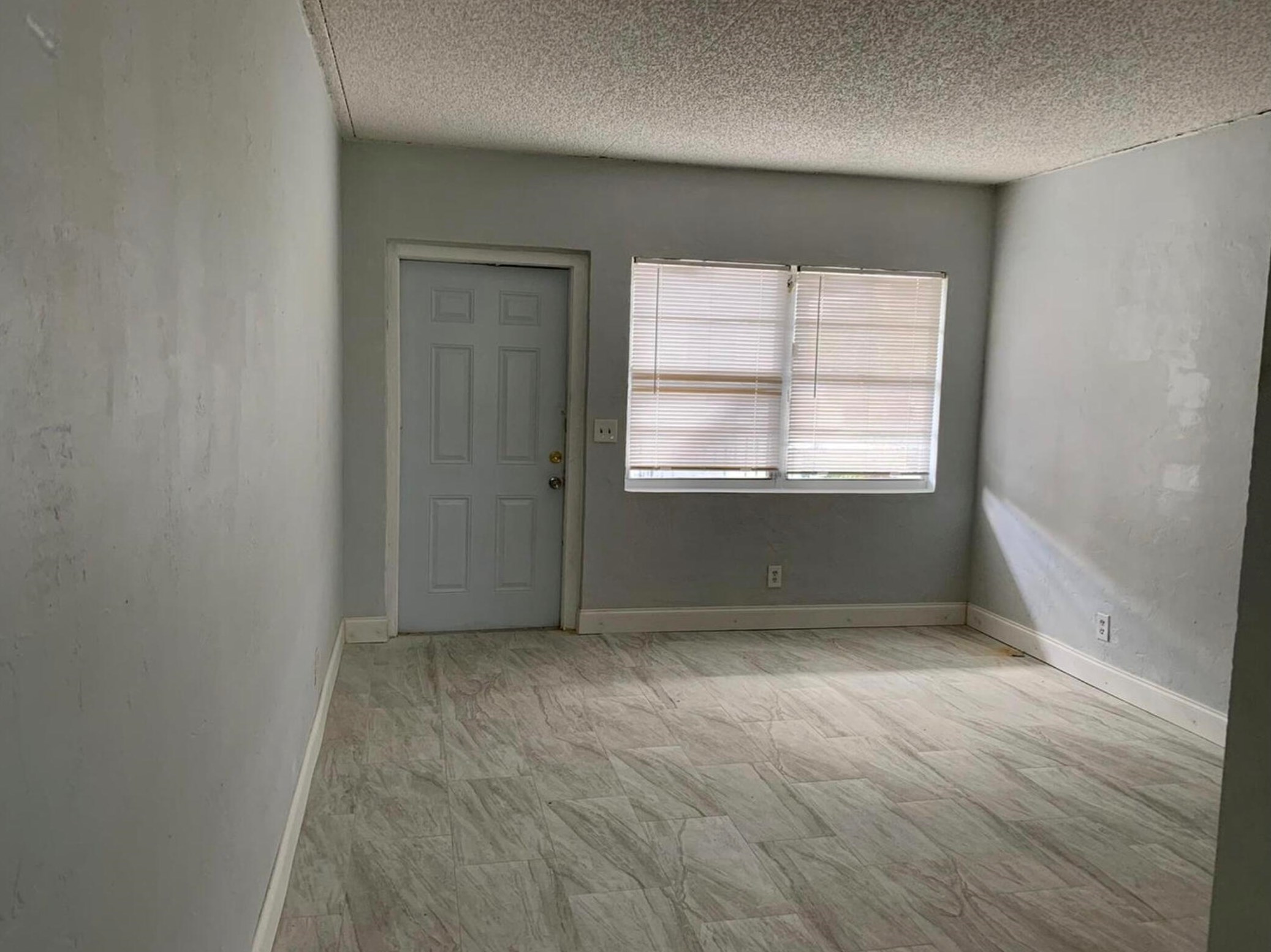 608 5th St #5, West Palm Beach, FL 33401
