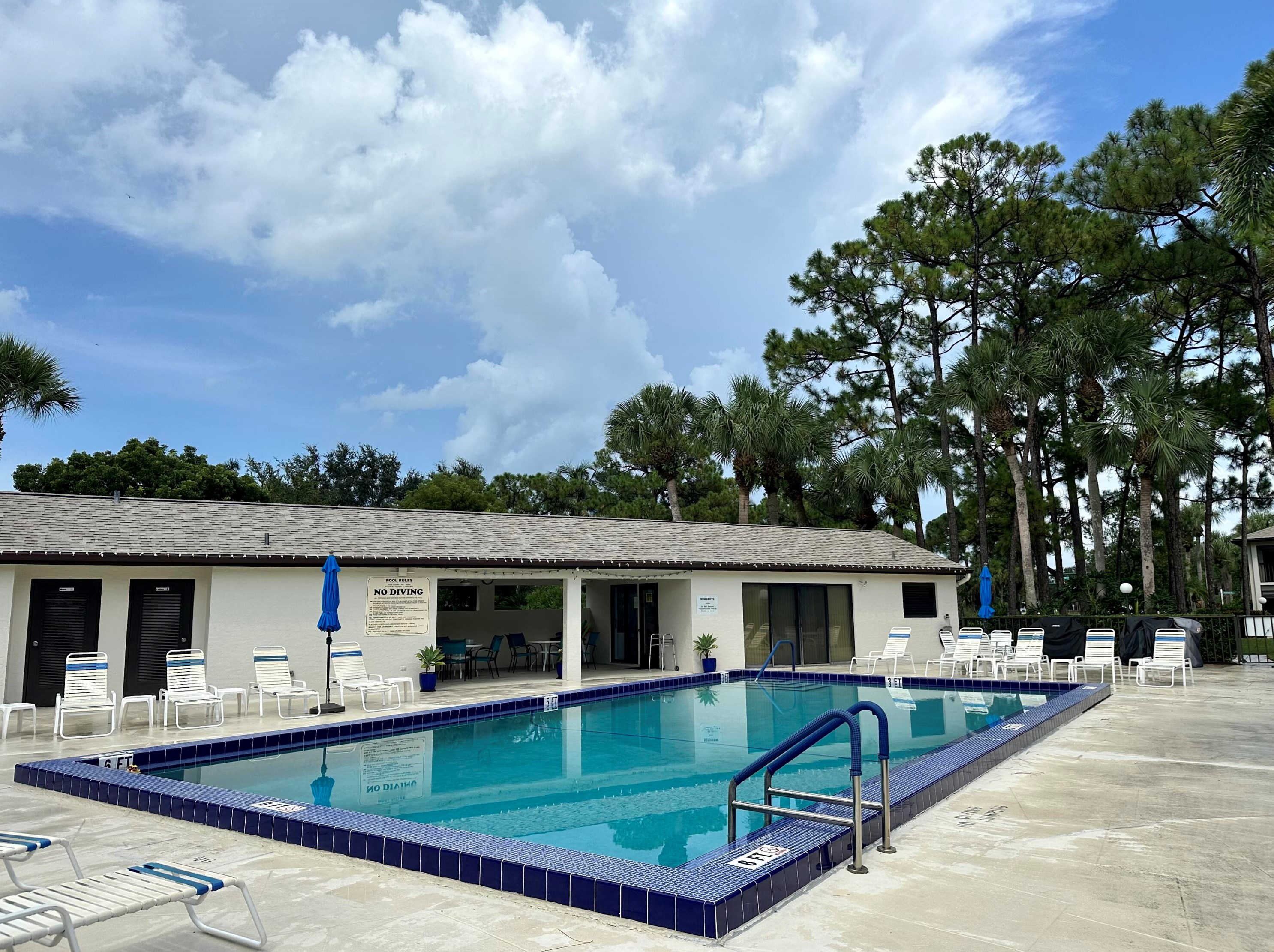602 Wingfoot Dr, Jupiter, FL 33458-8606