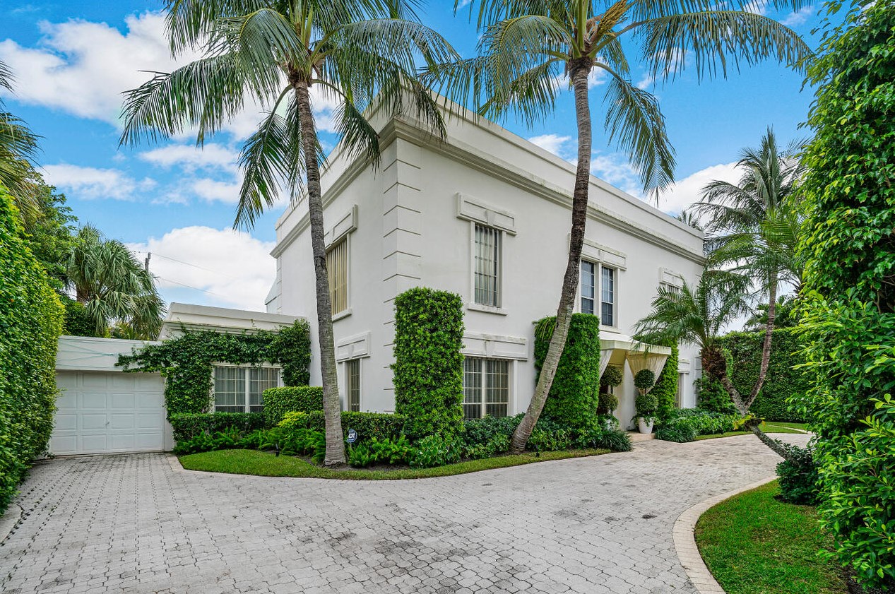 130 Everglade Ave, Palm Beach, FL 33480