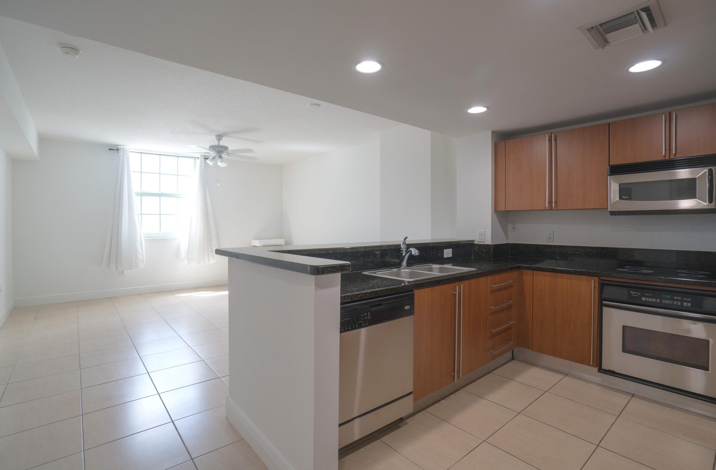 610 Clematis St #528, West Palm Beach, FL 33401