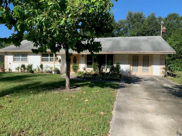 5845 59th Dr, Vero Beach, FL 32967
