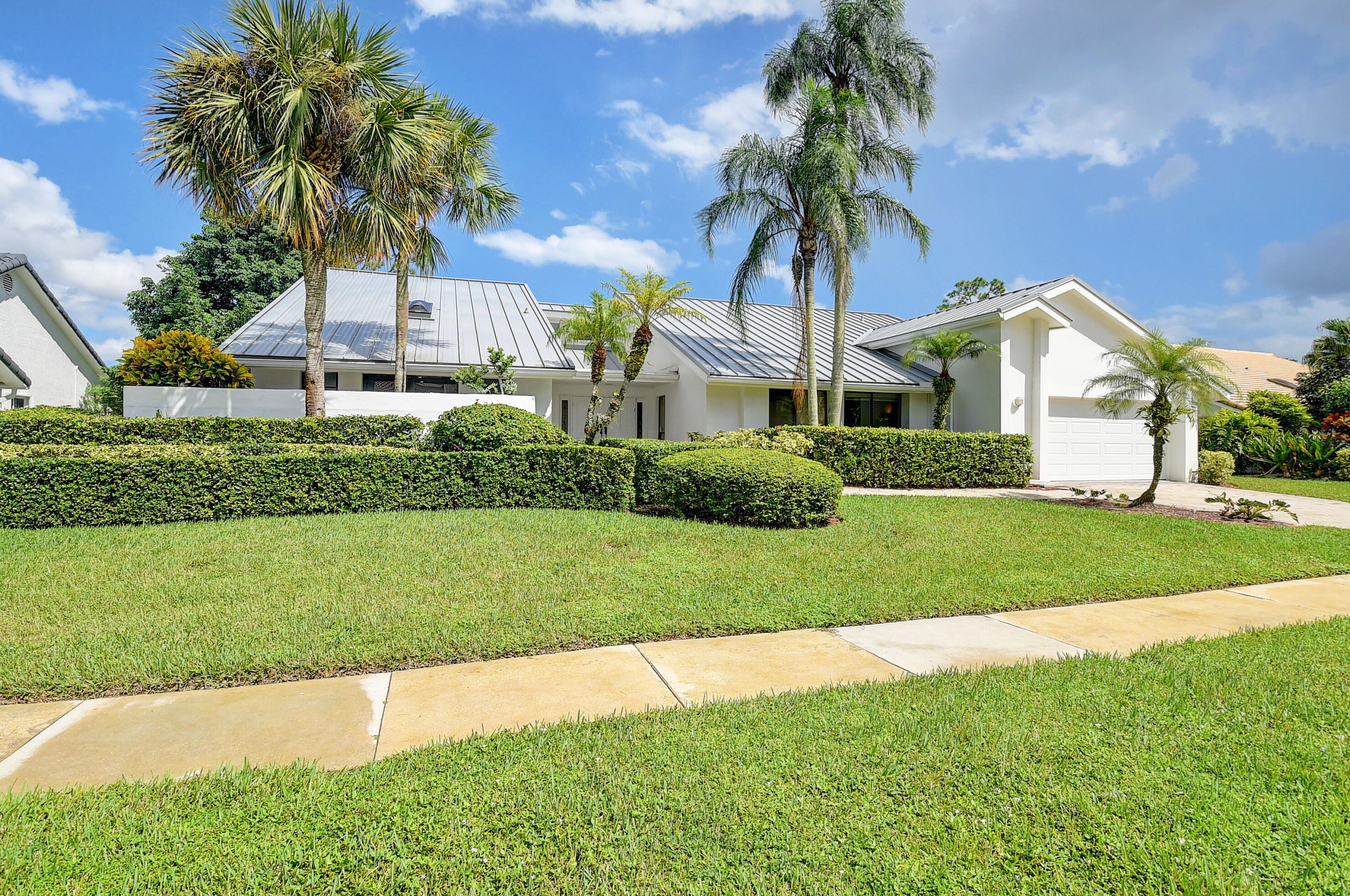 10574 Boca Woods Ln, Boca Raton, FL 33428-1832
