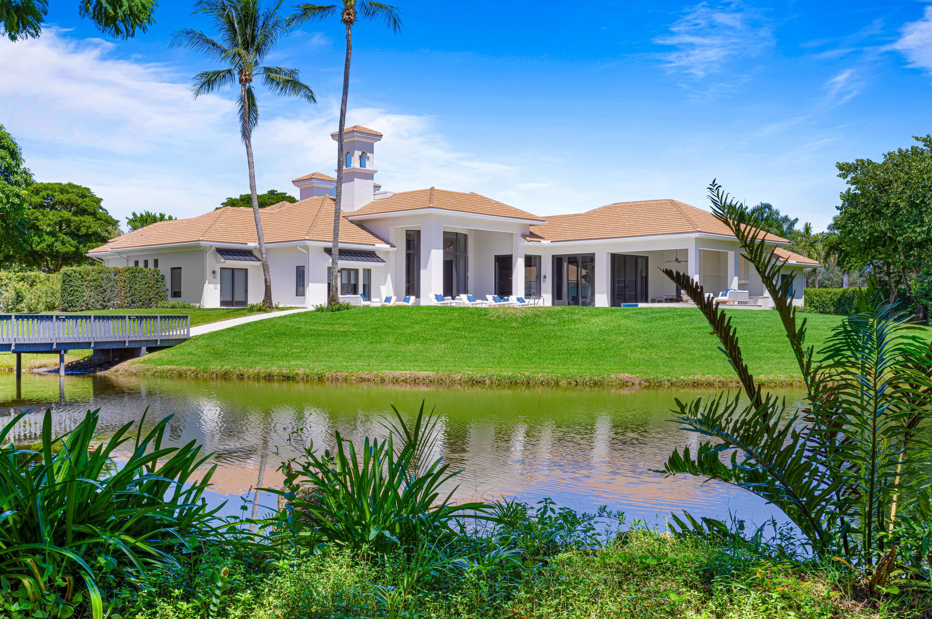 6009 Le Lac Rd, Boca Raton FL  33496-2302 exterior