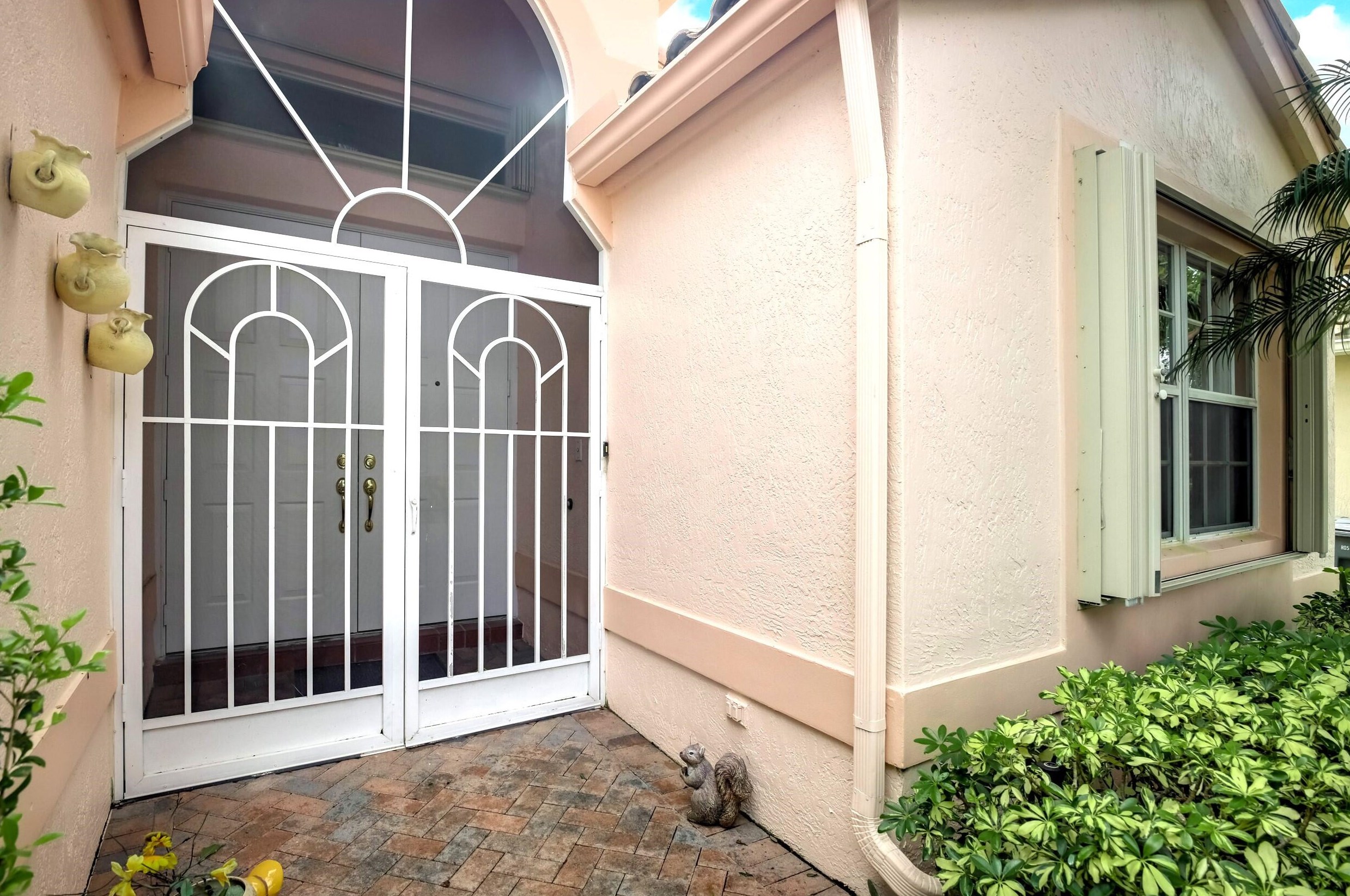 5292 Wycombe Ave, Boynton Beach, FL 33437-1646