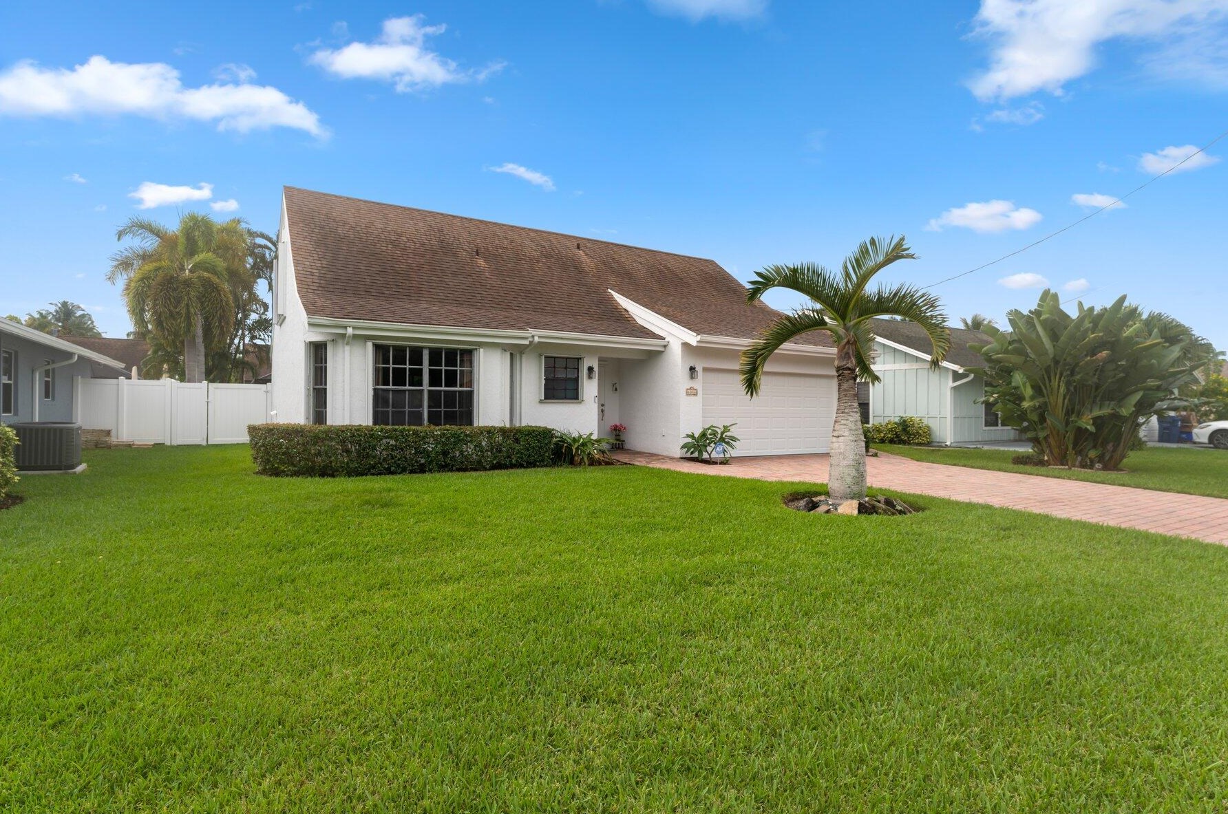 6046 Leslie St, Jupiter, FL 33458-6605