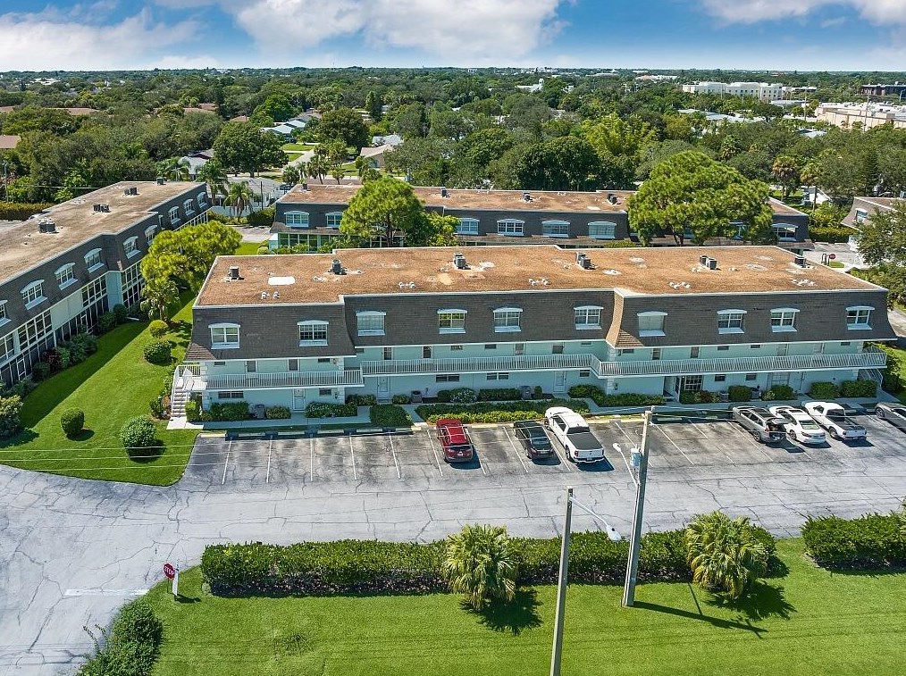 1901 Indian River Blvd #c104, Vero Beach, FL 32960