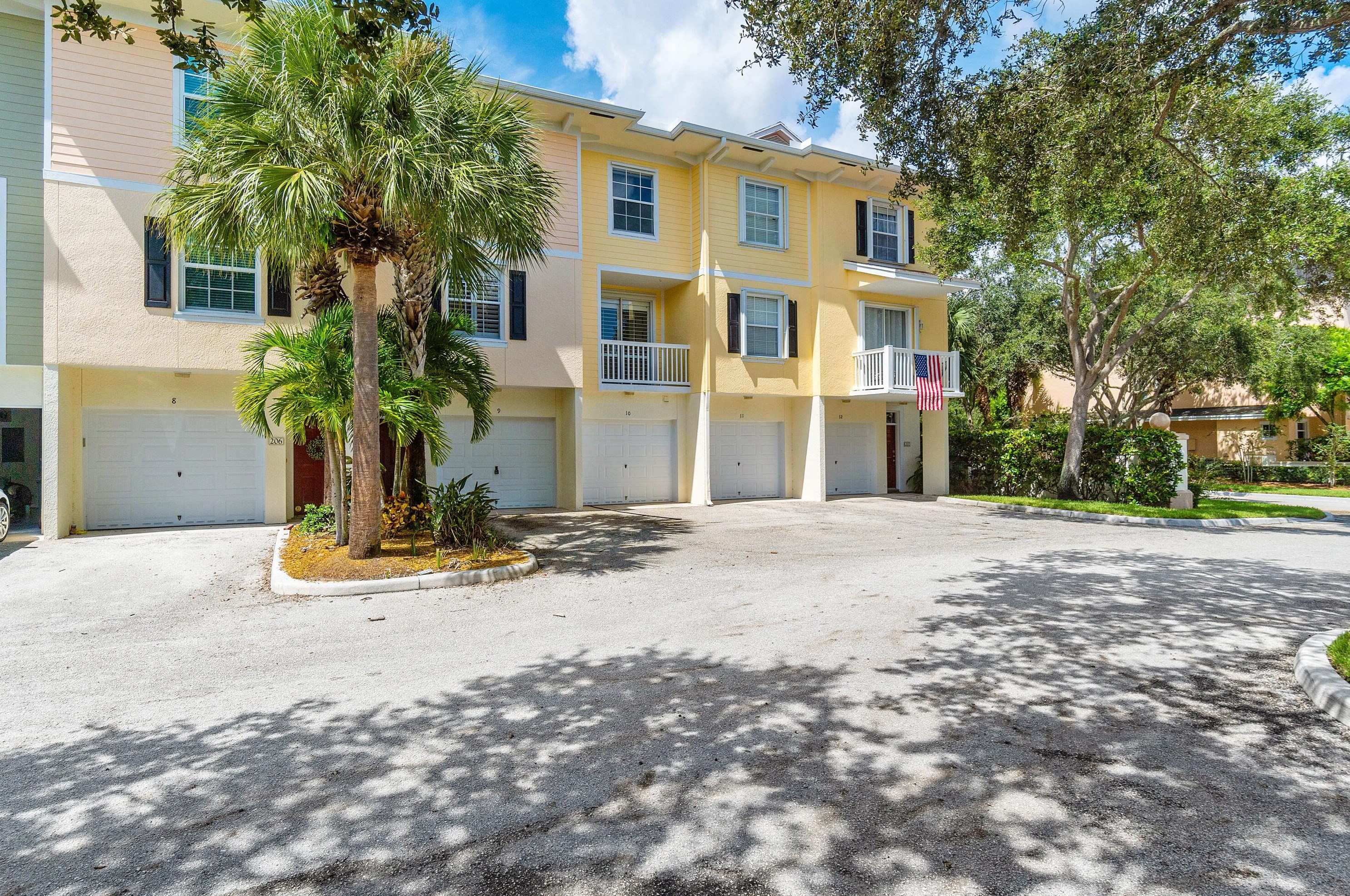 175 Galicia Way #204, Jupiter, FL 33458