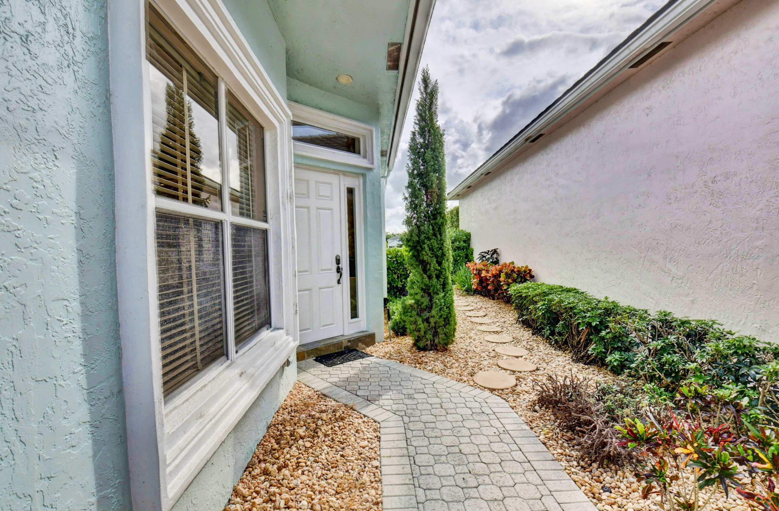 23250 Feather Palm Ct, Boca Raton, FL 33433-6145