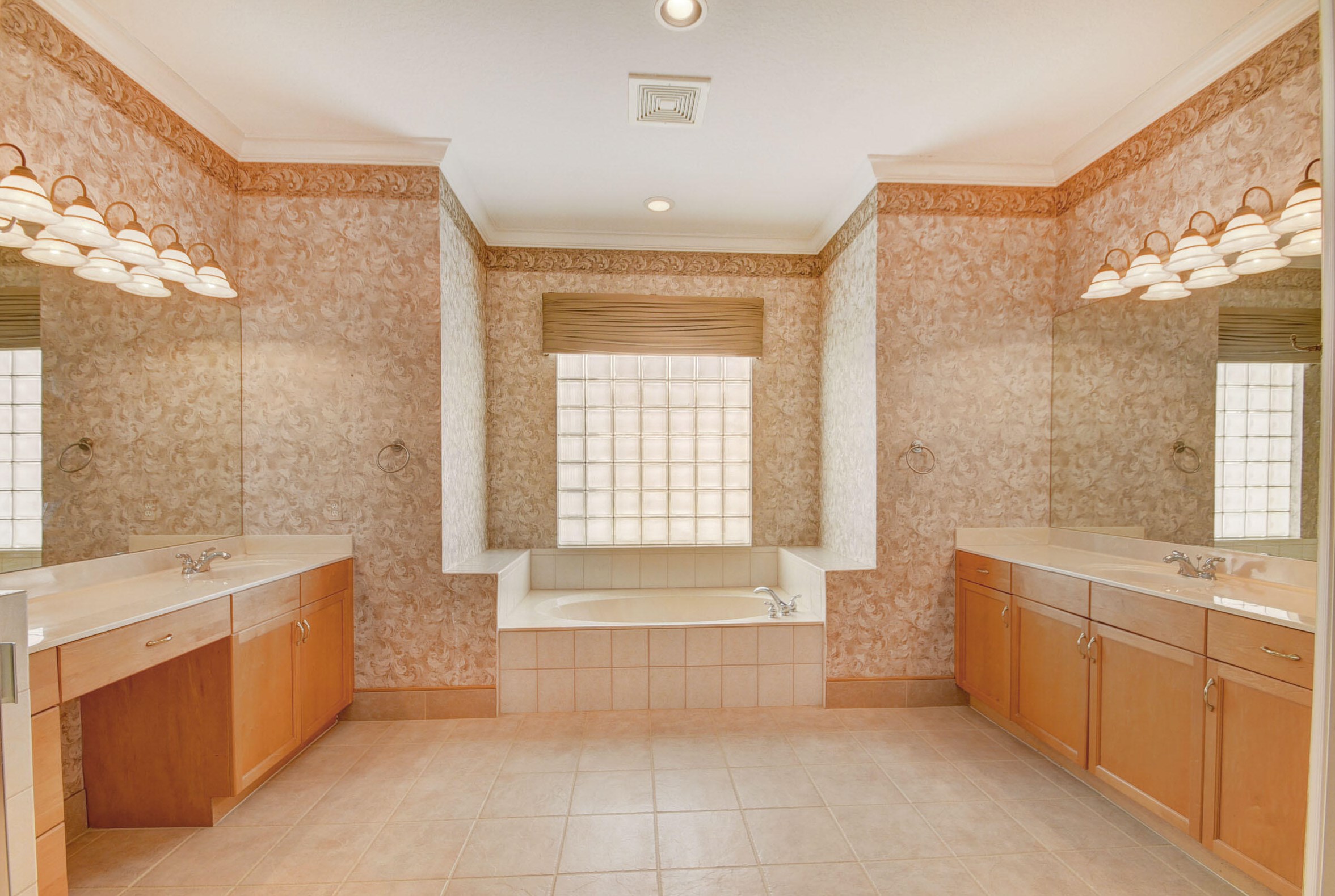 4372 Silver Glen Dr, Lake Worth FL 33449-8327 exterior