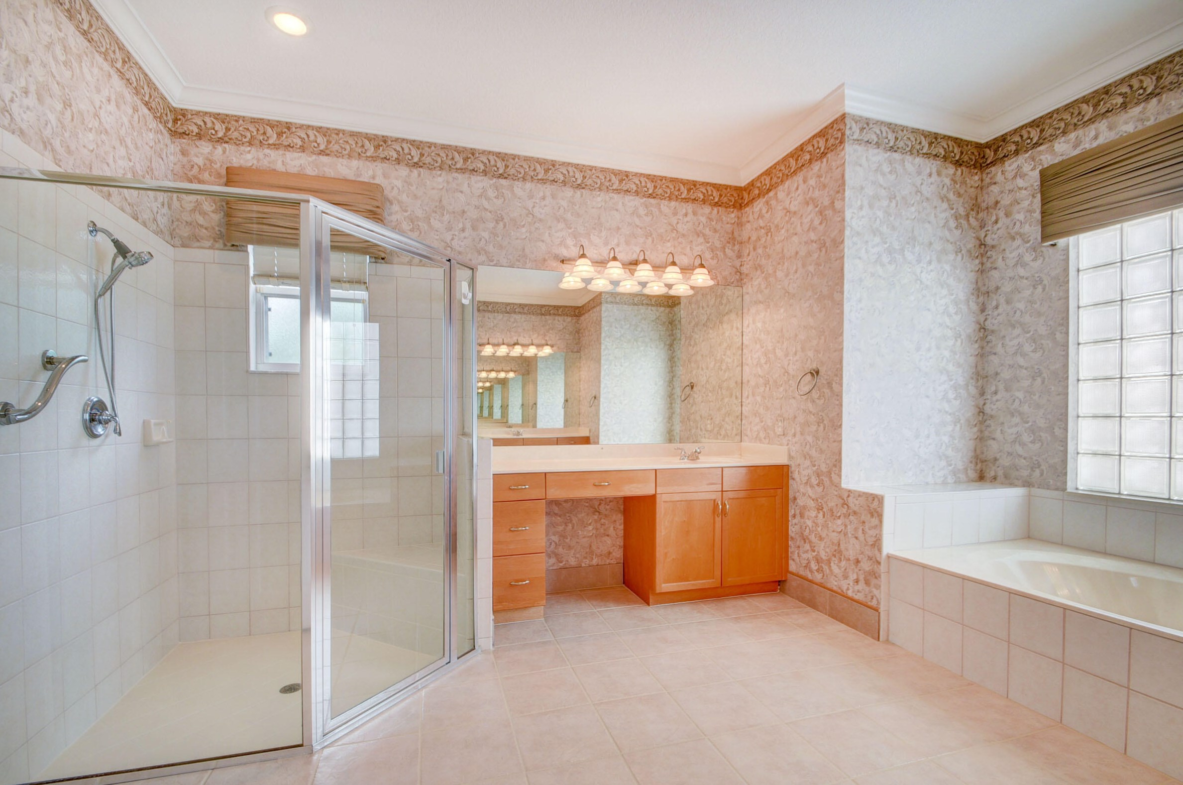 4372 Silver Glen Dr, Lake Worth FL 33449-8327 exterior