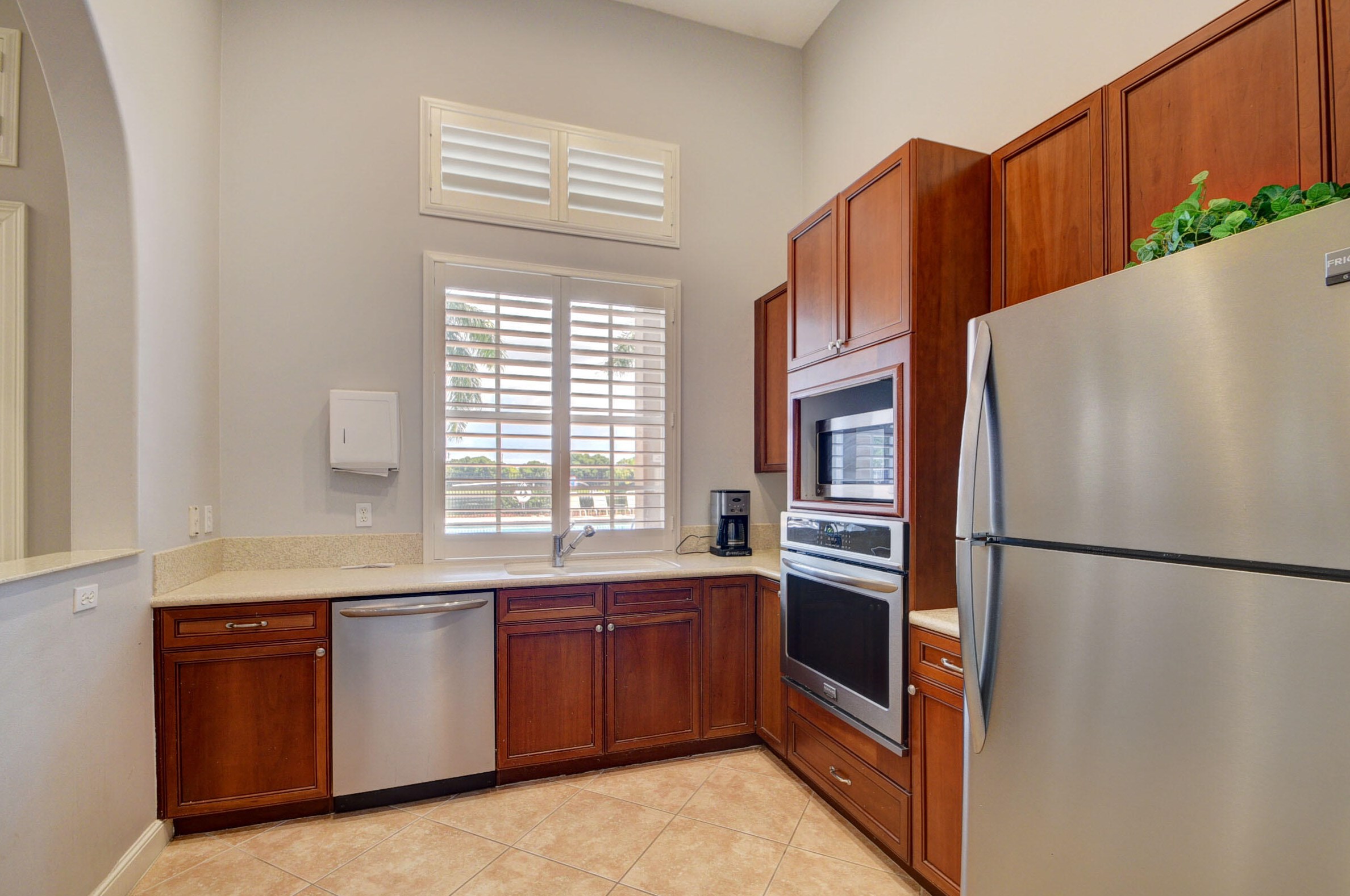 4372 Silver Glen Dr, Lake Worth FL 33449-8327 exterior