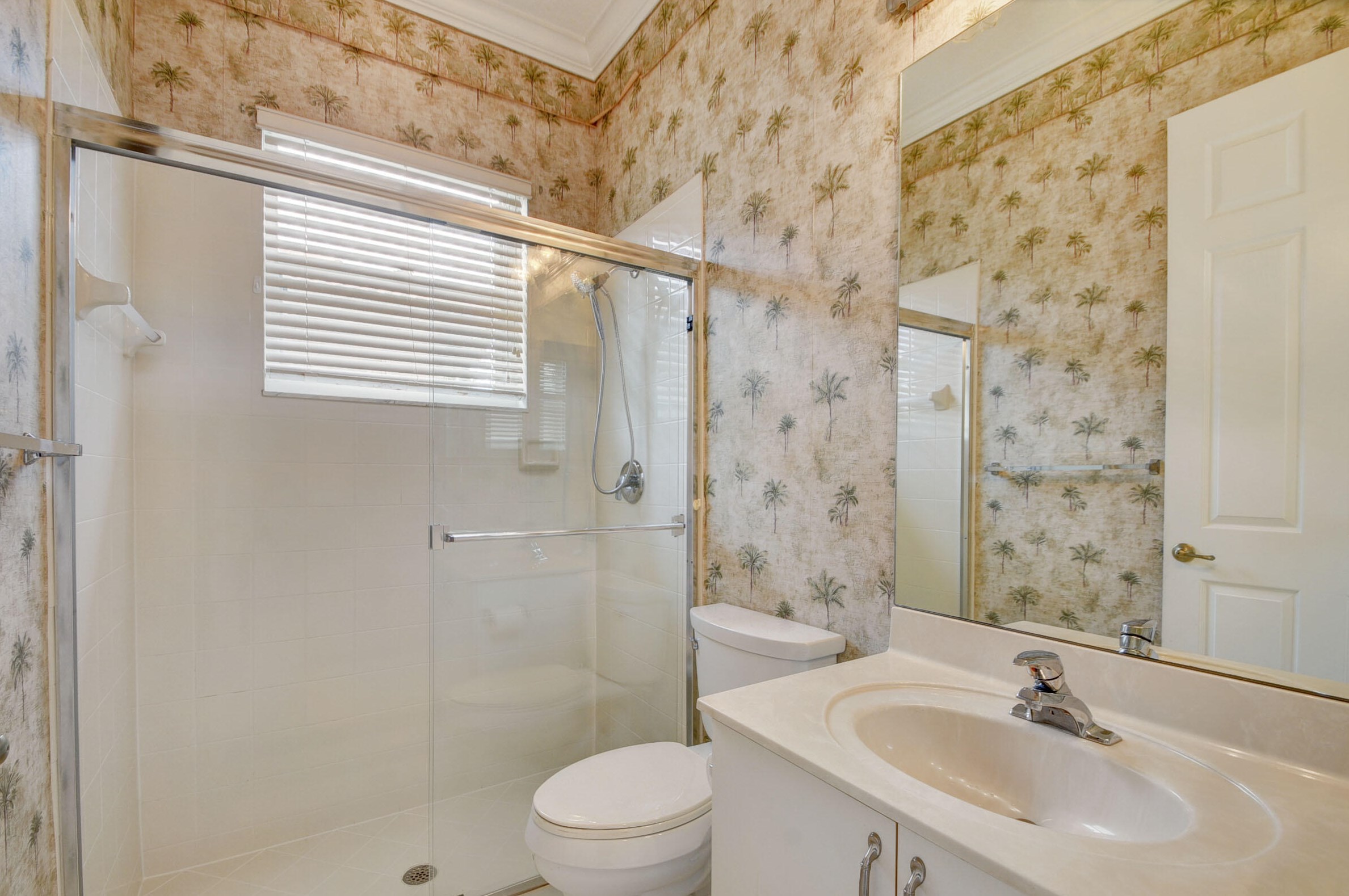 4372 Silver Glen Dr, Lake Worth FL 33449-8327 exterior