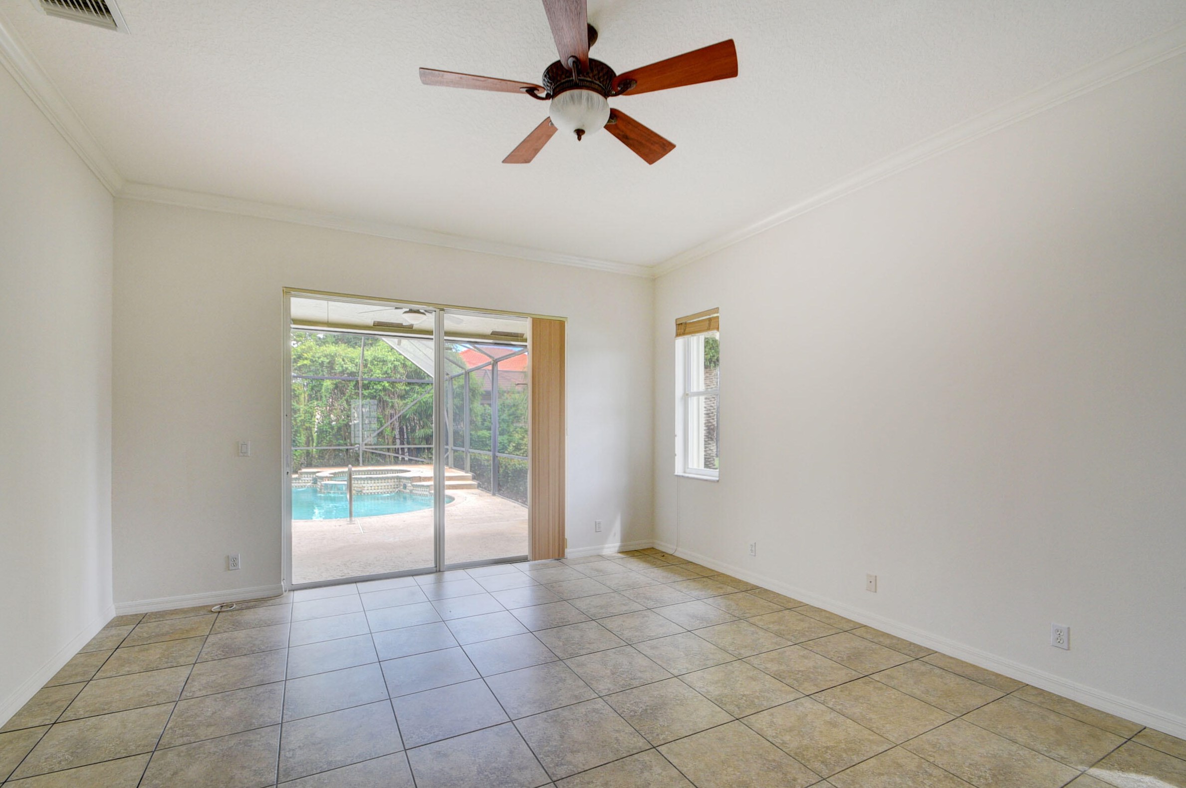 4372 Silver Glen Dr, Lake Worth FL 33449-8327 exterior