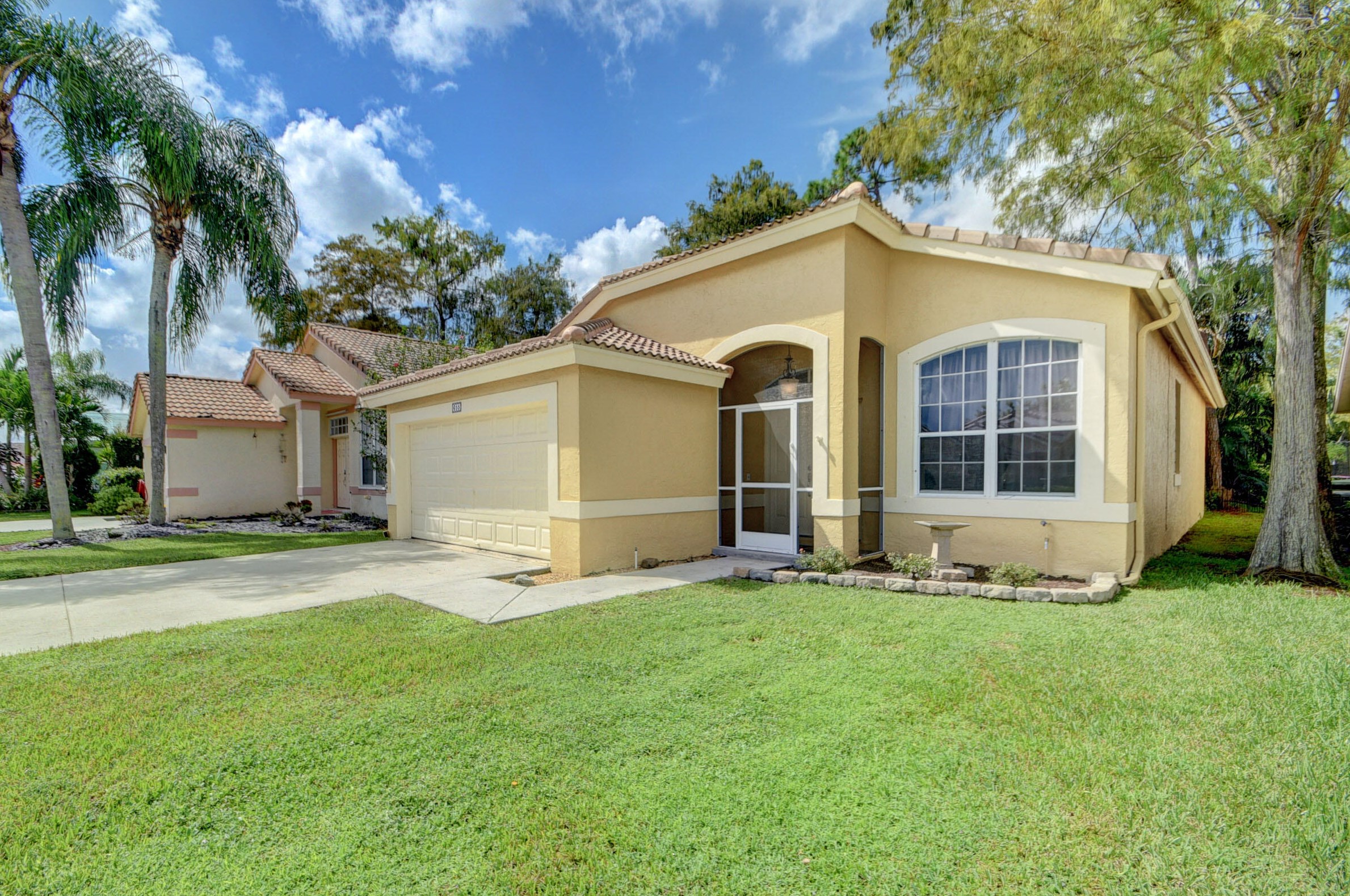 655 Lake Wellington Dr, West Palm Beach, FL 33414-7969