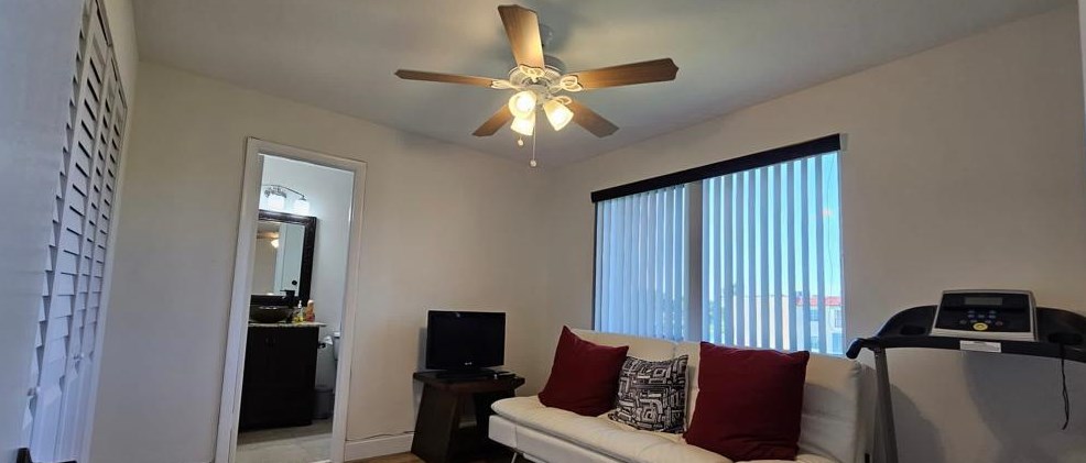 143 Lake Dora Dr, West Palm Beach, FL 33411