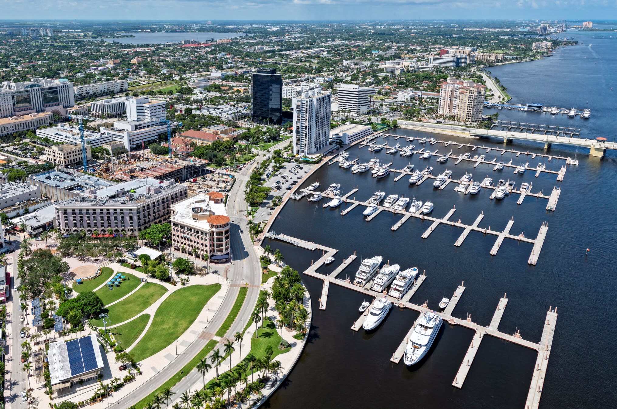 22 Hbr Dr, Lake Worth FL  33460-6329 exterior