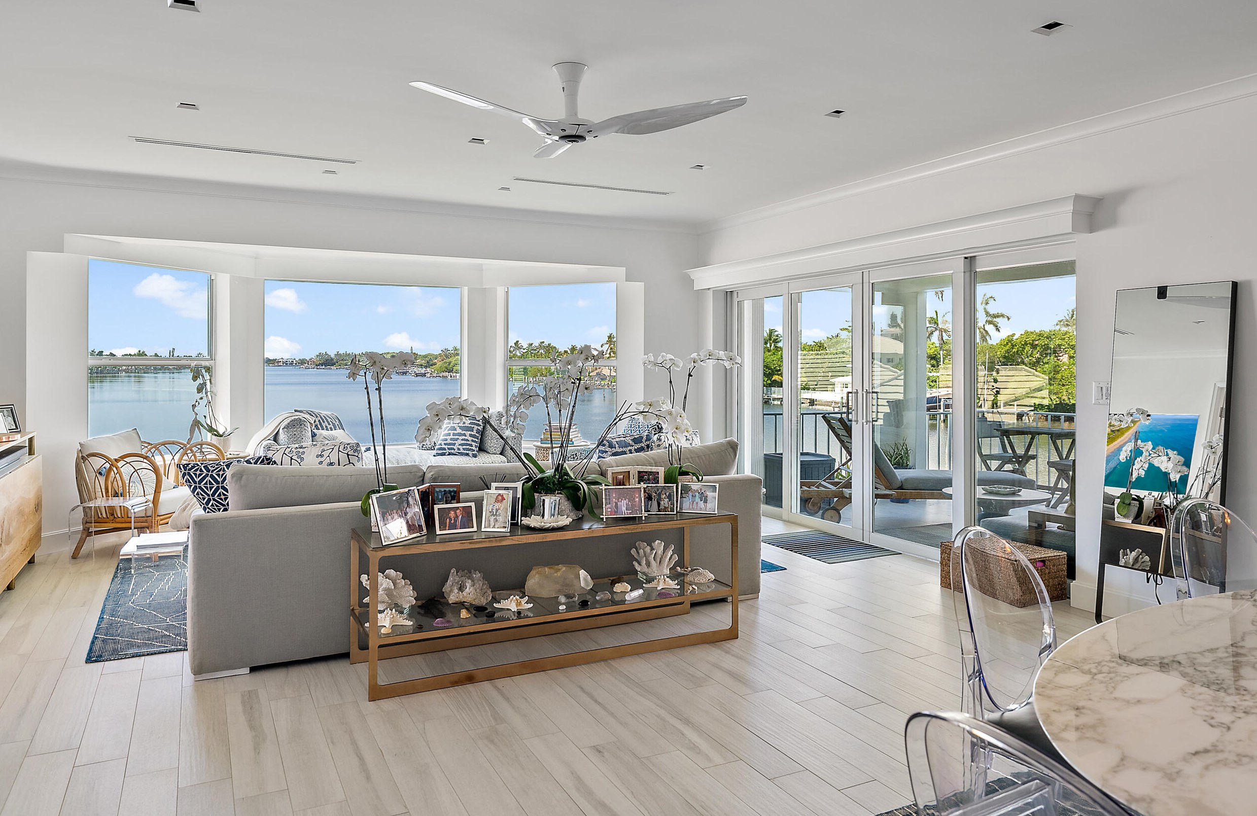 209 Evans Ln, Lake Worth, FL 33462