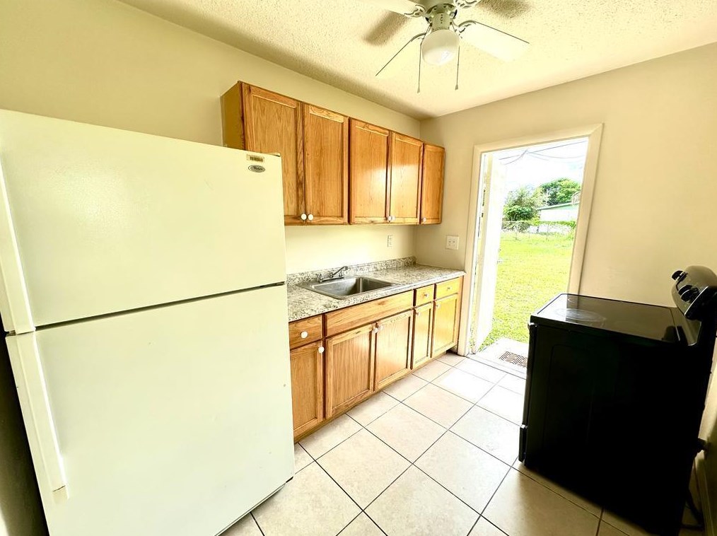 1374 9th Ct, West Palm Beach, FL 33401